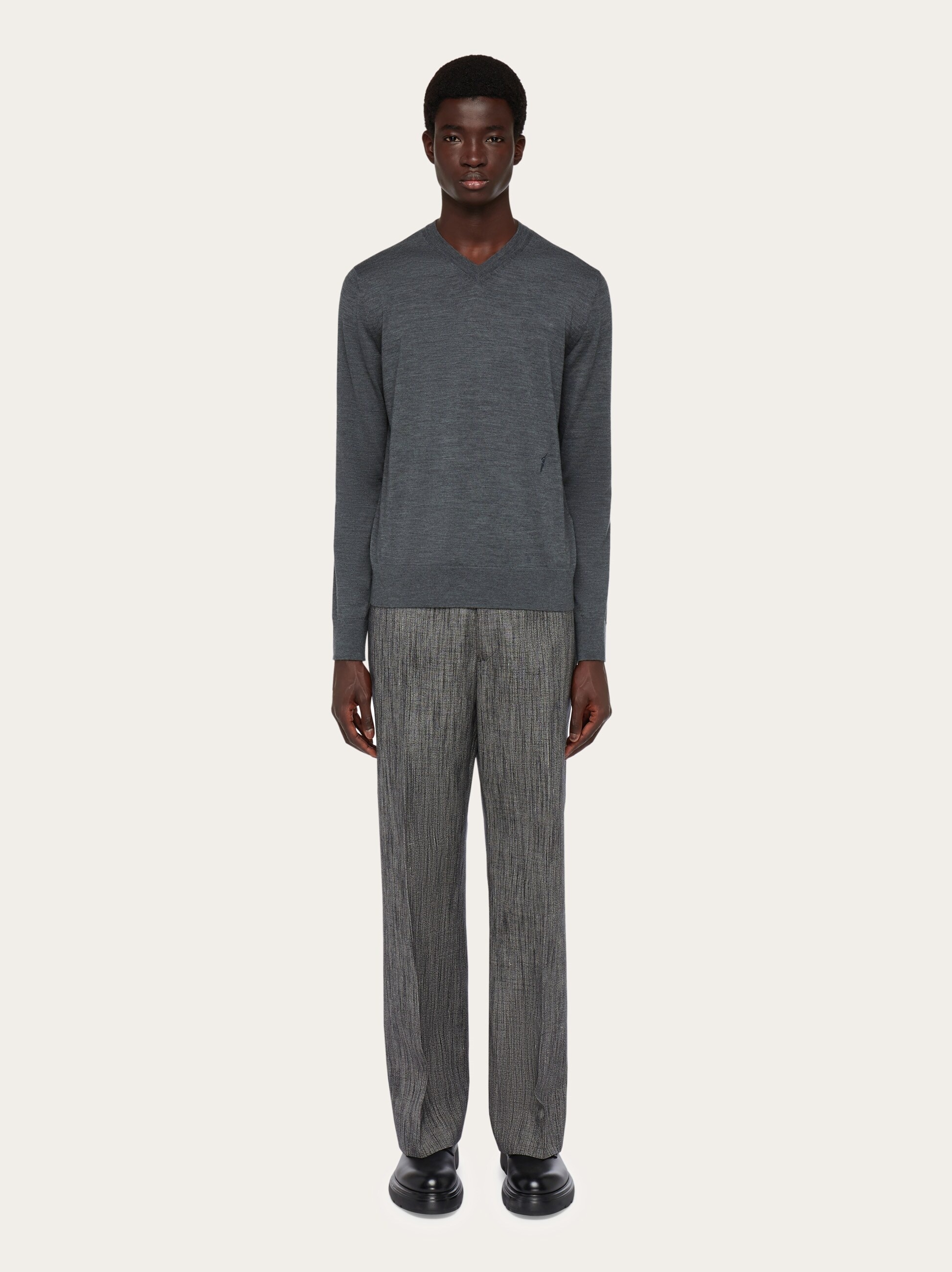 V-neck sweater - 7