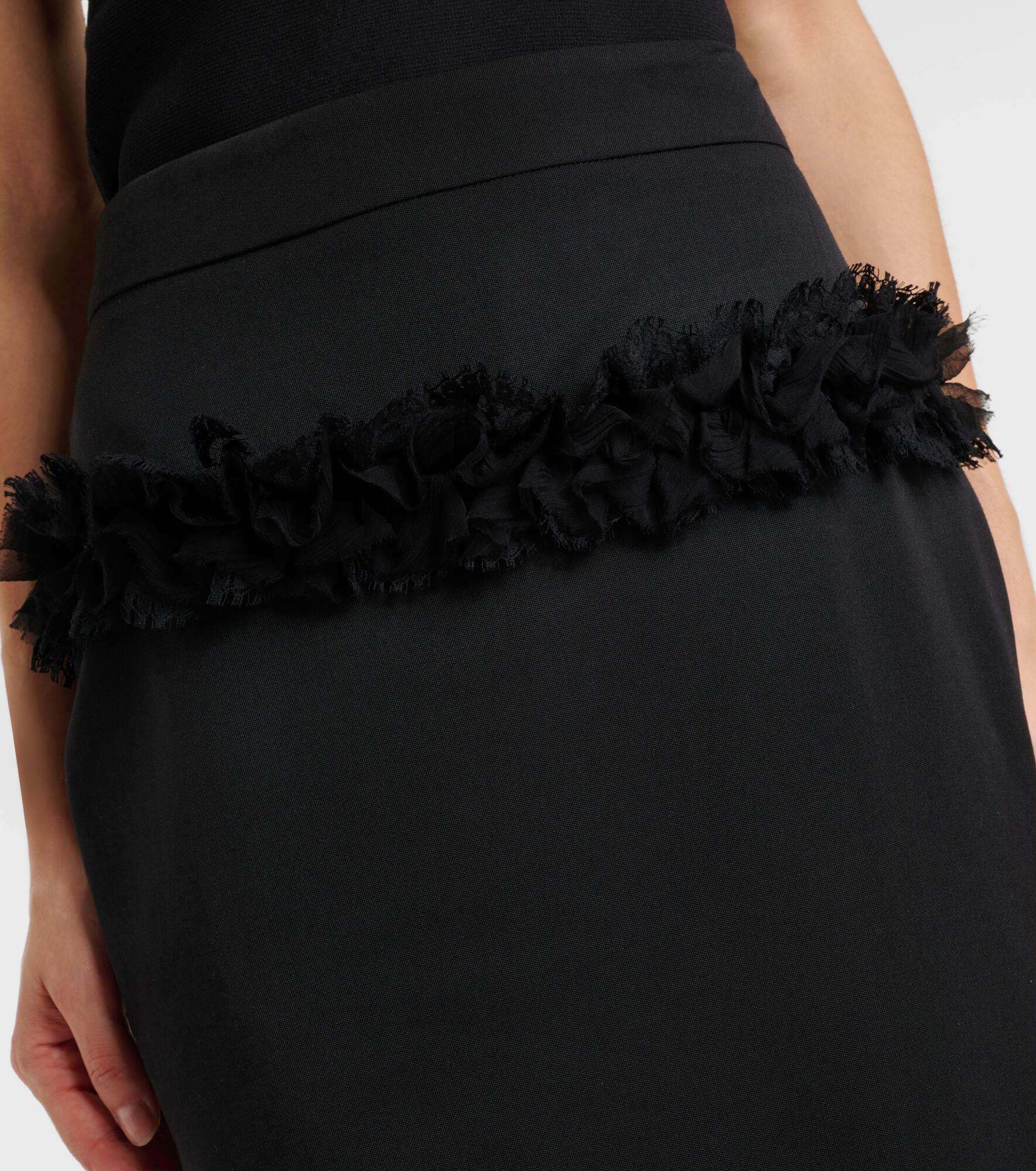 Buttoned lace-trimmed wool pencil skirt - 4