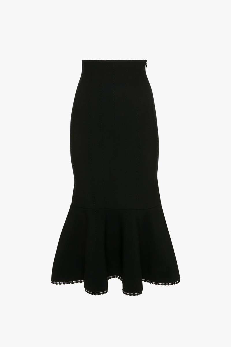 VB Body Scallop Trim Flared Skirt In Black - 1