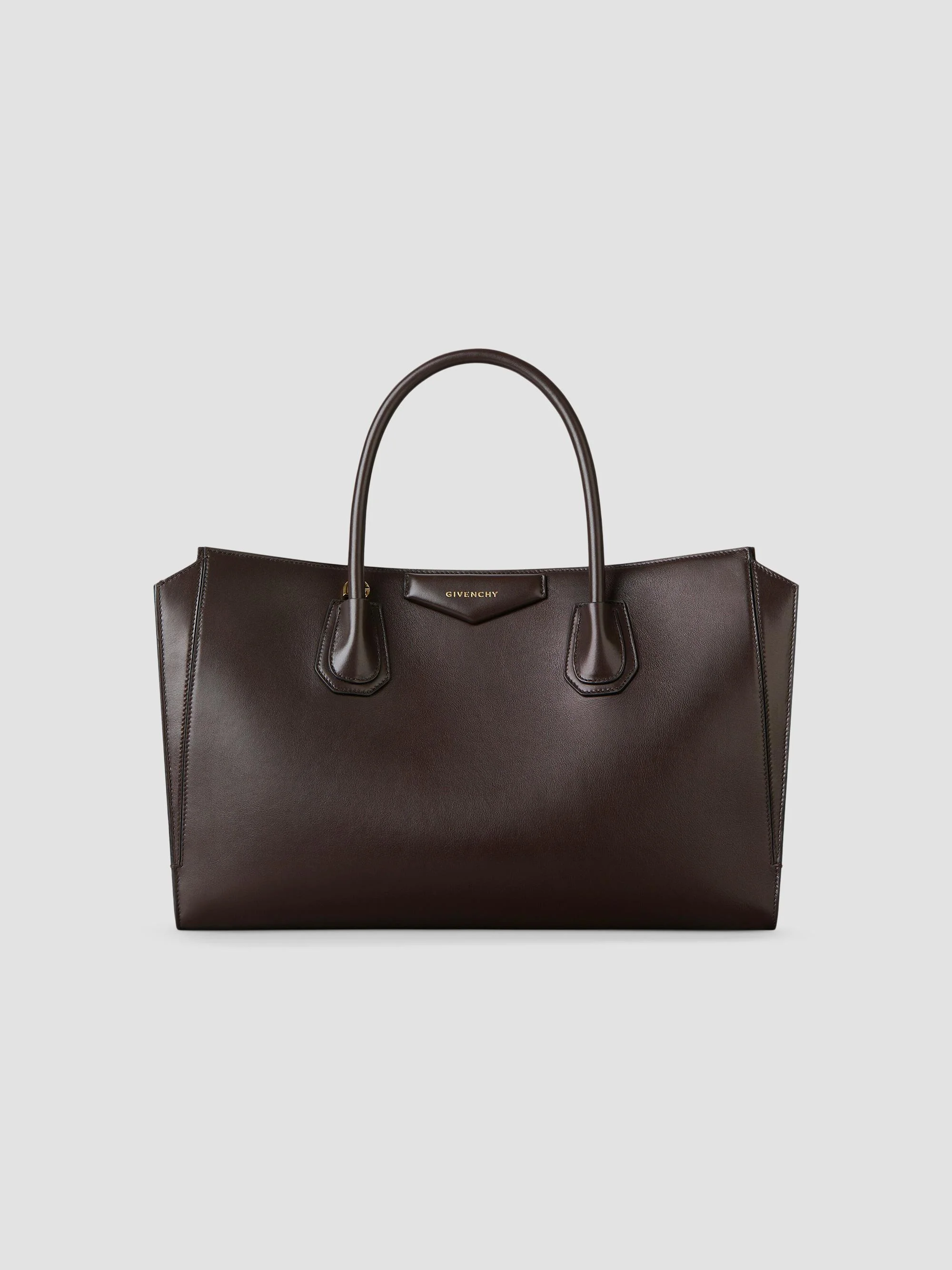 Women's Medium Antigona Catchall Top Handle Bag in Shiny Grained Leather - Chocolate - 1