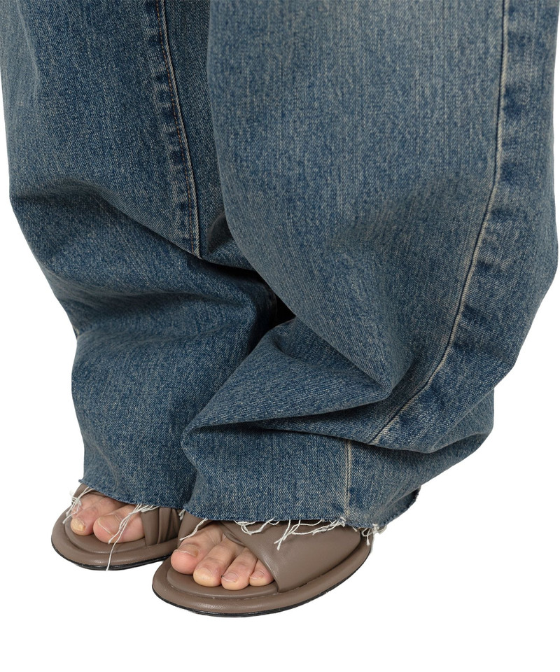 Amateur Sewn Like Wide Denim Pants 15