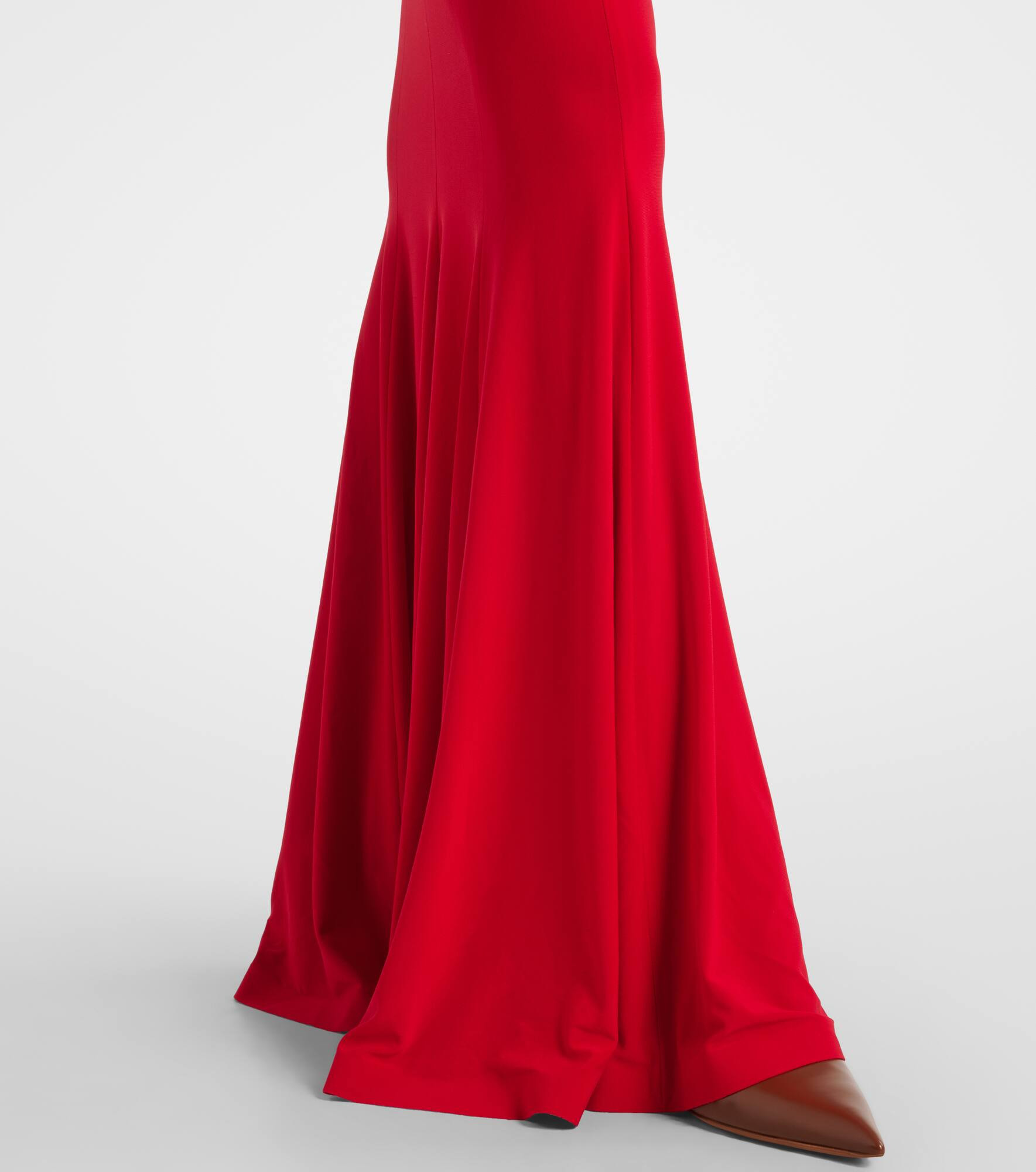 Halterneck gown - 5