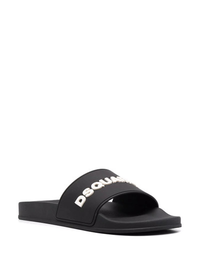 DSQUARED2 embossed logo detail slides outlook