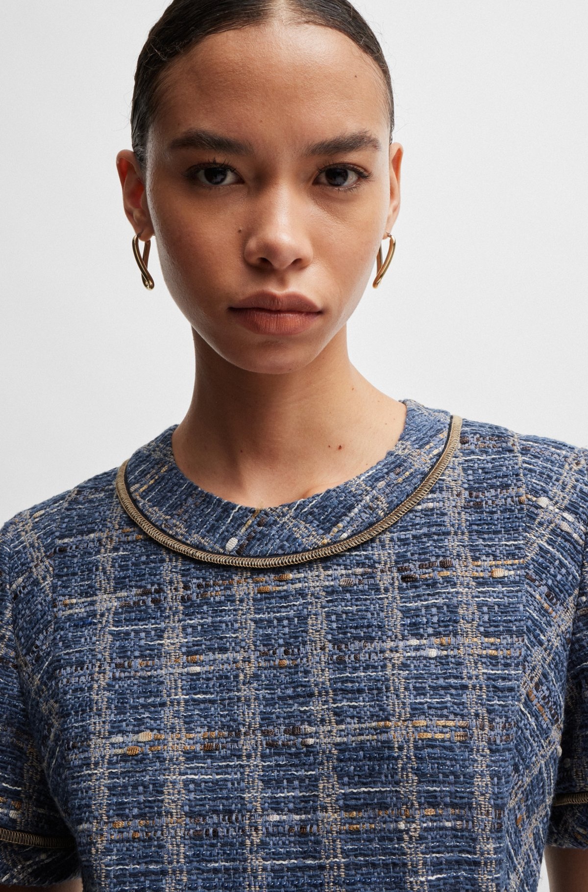 DRESS IN TWEED CHECK WITH HARDWARE BUTTONS - 5
