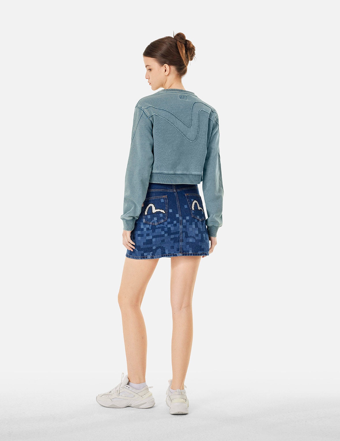 Distressed Appliqué Embroidery Washed Fashion Fit Cropped Sweatshirt - 3