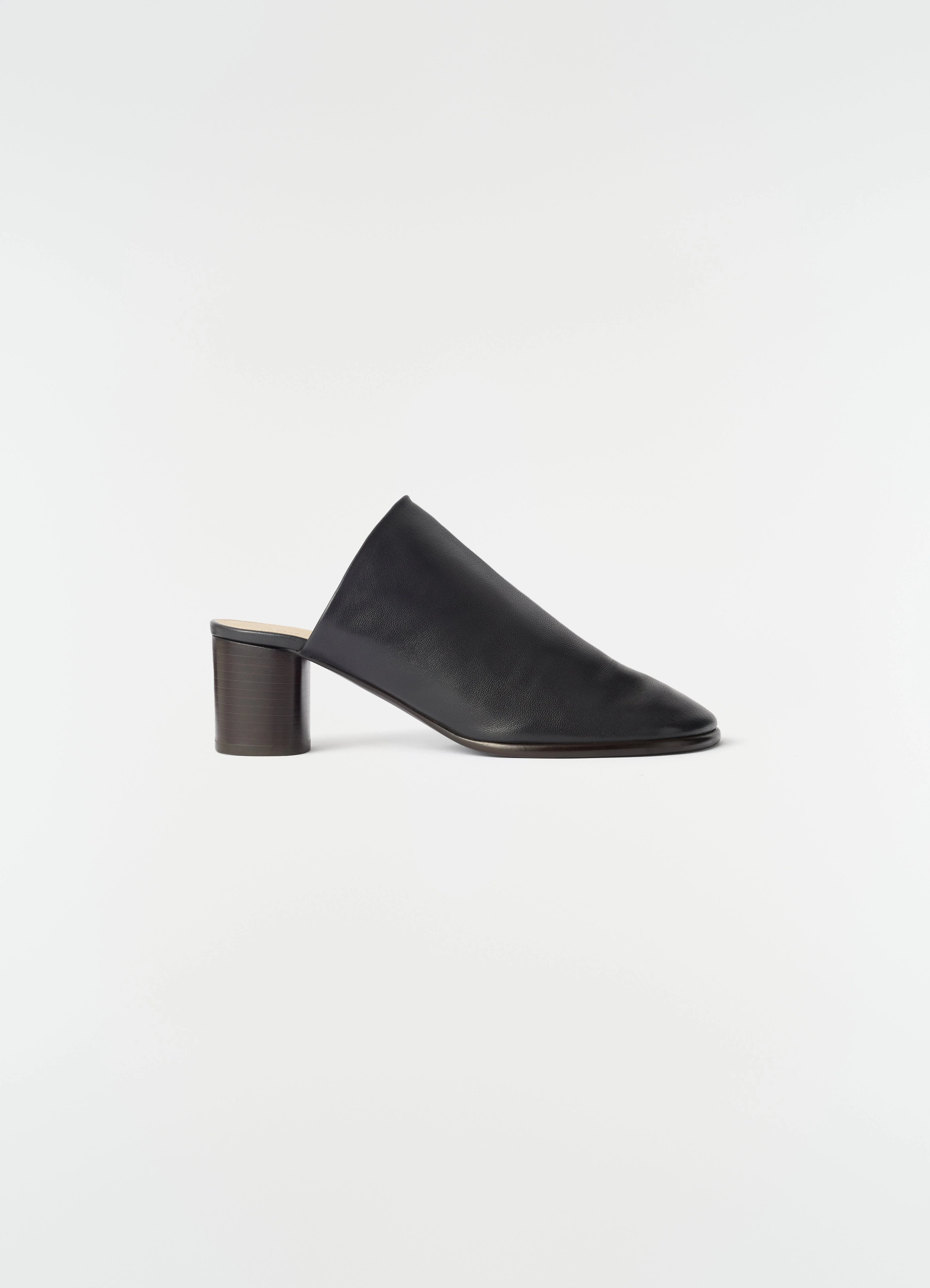 55 MM GLOVE SLINGBACK PUMPS IN SUPPLE LAMBSKIN - 1