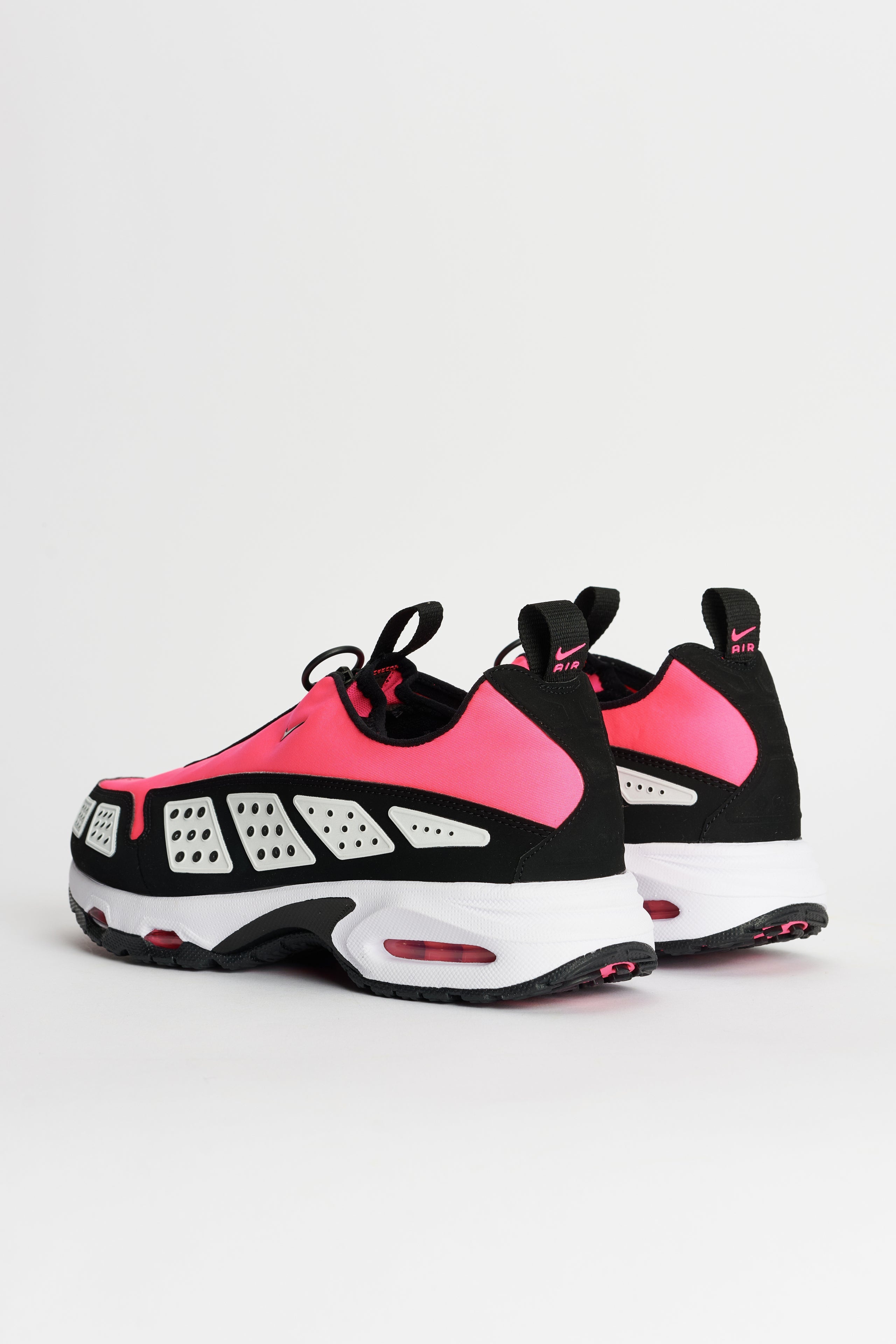 NIKE W’S AIR MAX SNDR HYPER PINK / BLACK - 4