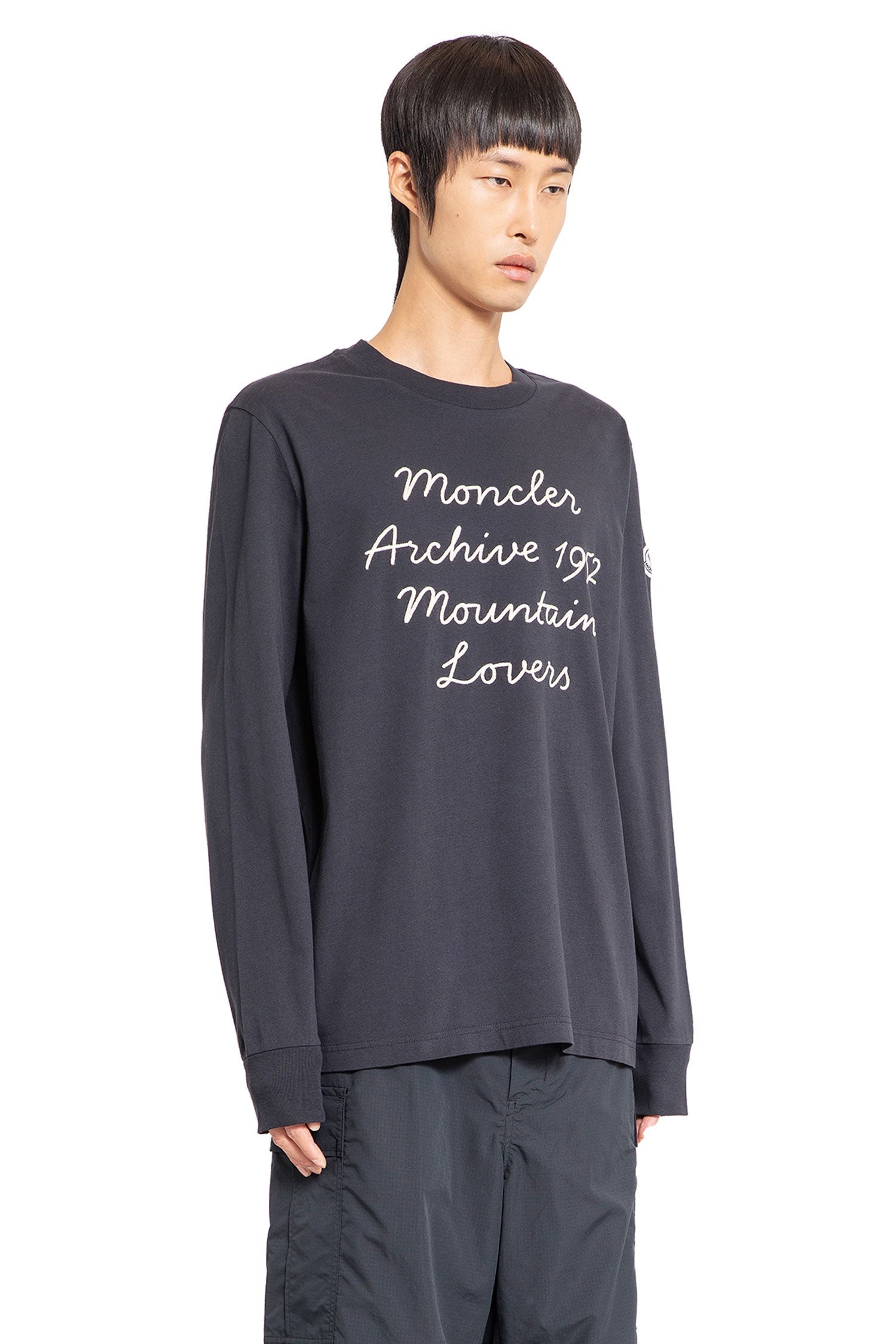 Front-Mountain-Lovers-Long-Sleeve-T-Shirt - 2