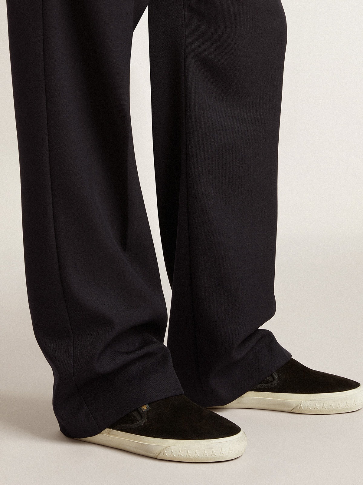 Men's VCE Penstar in black suede with black leather heel tab - 3
