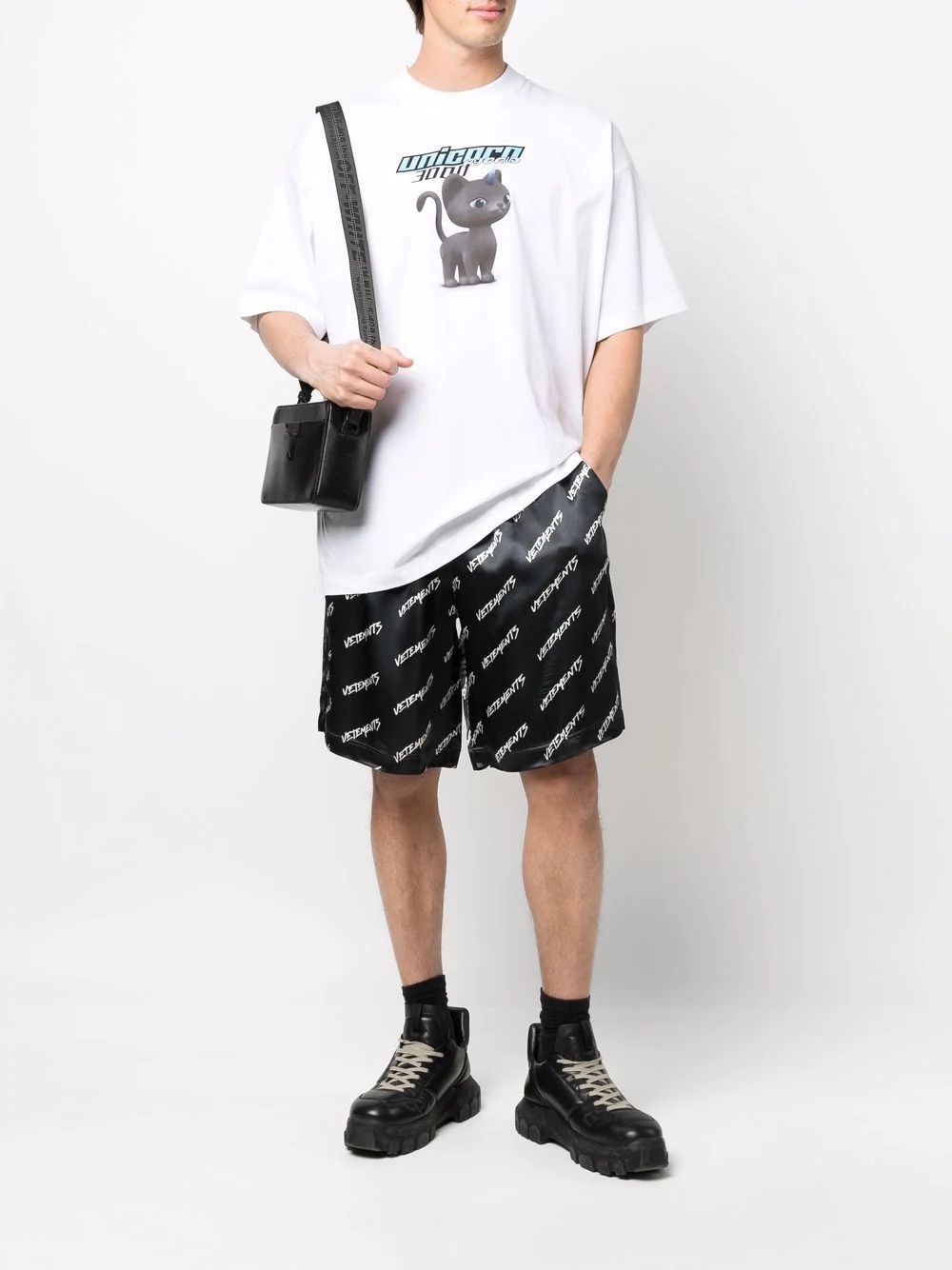 logo-print track shorts - 2