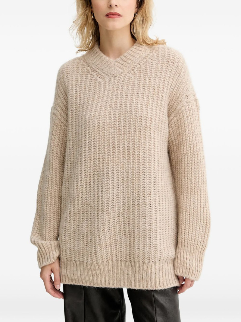 V-neck sweater 1