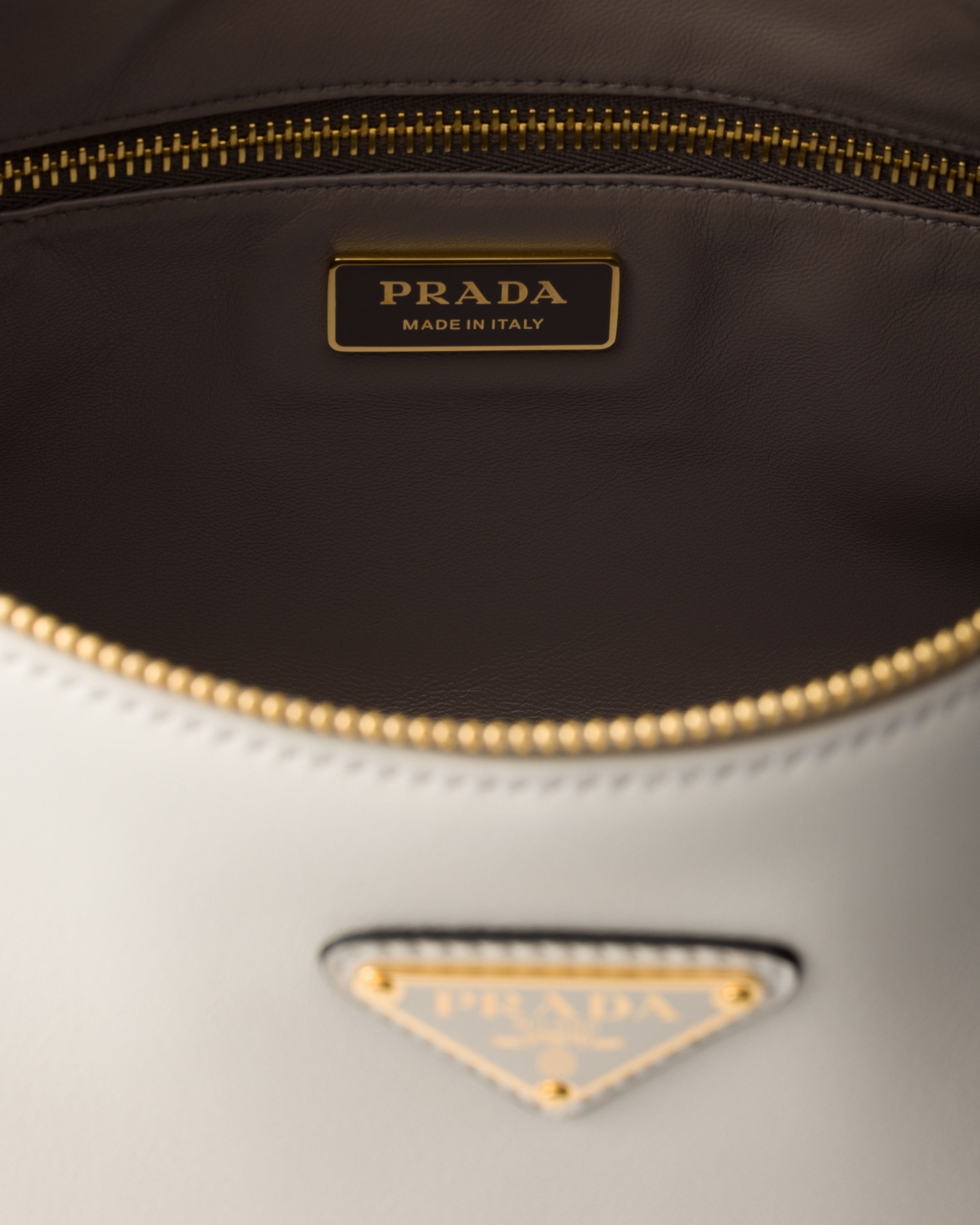 Prada Aimèe large leather shoulder bag - 5