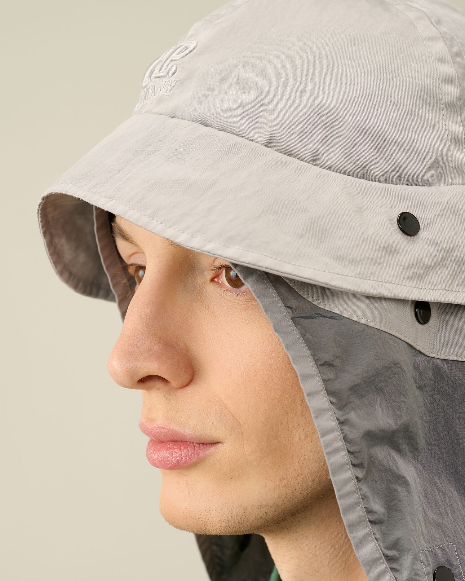 Nylon B Neck Flap Bucket Hat - 4
