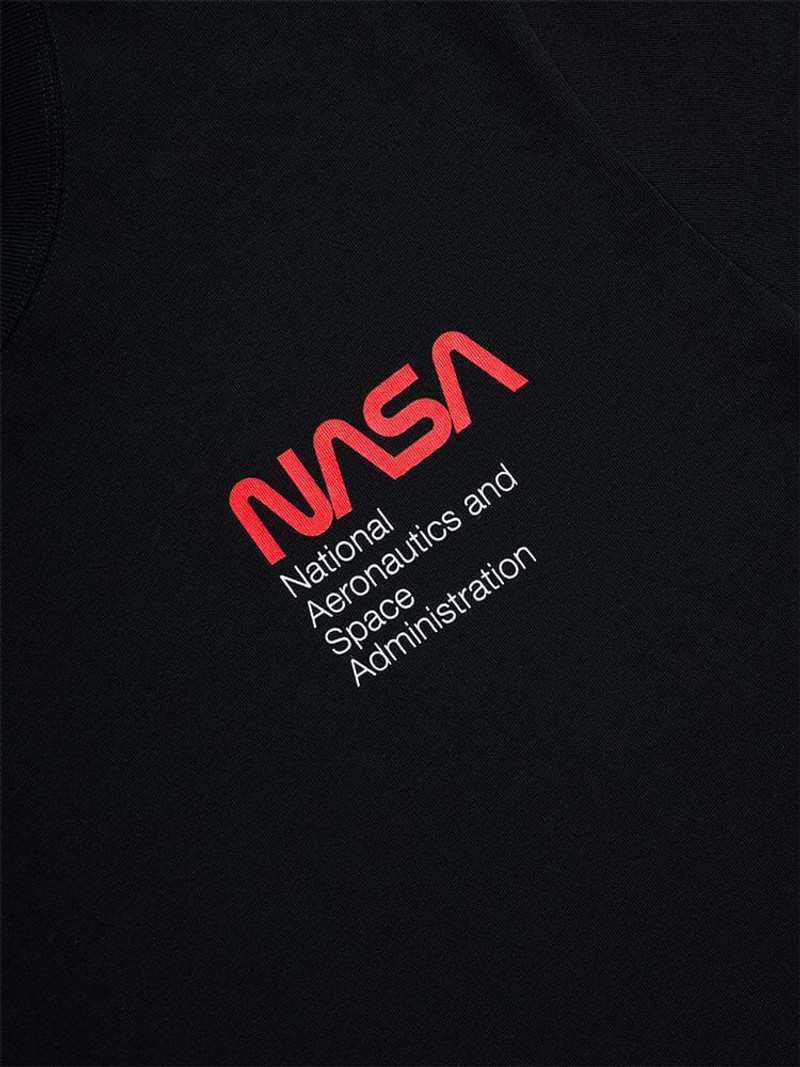 ALPHA INDUSTRIES NASA WORM LOGO GEN II TEE outlook