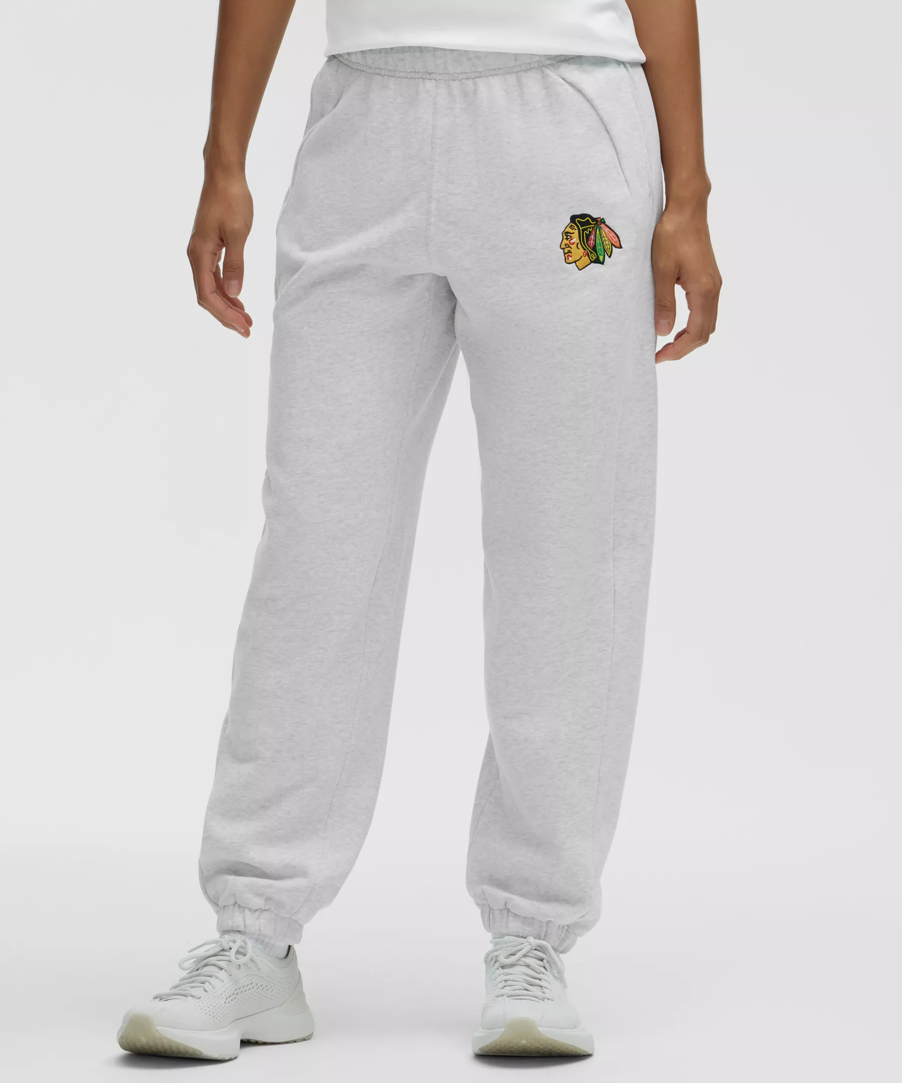 Scuba Mid-Rise Oversized Jogger *Chicago Blackhawks - 2