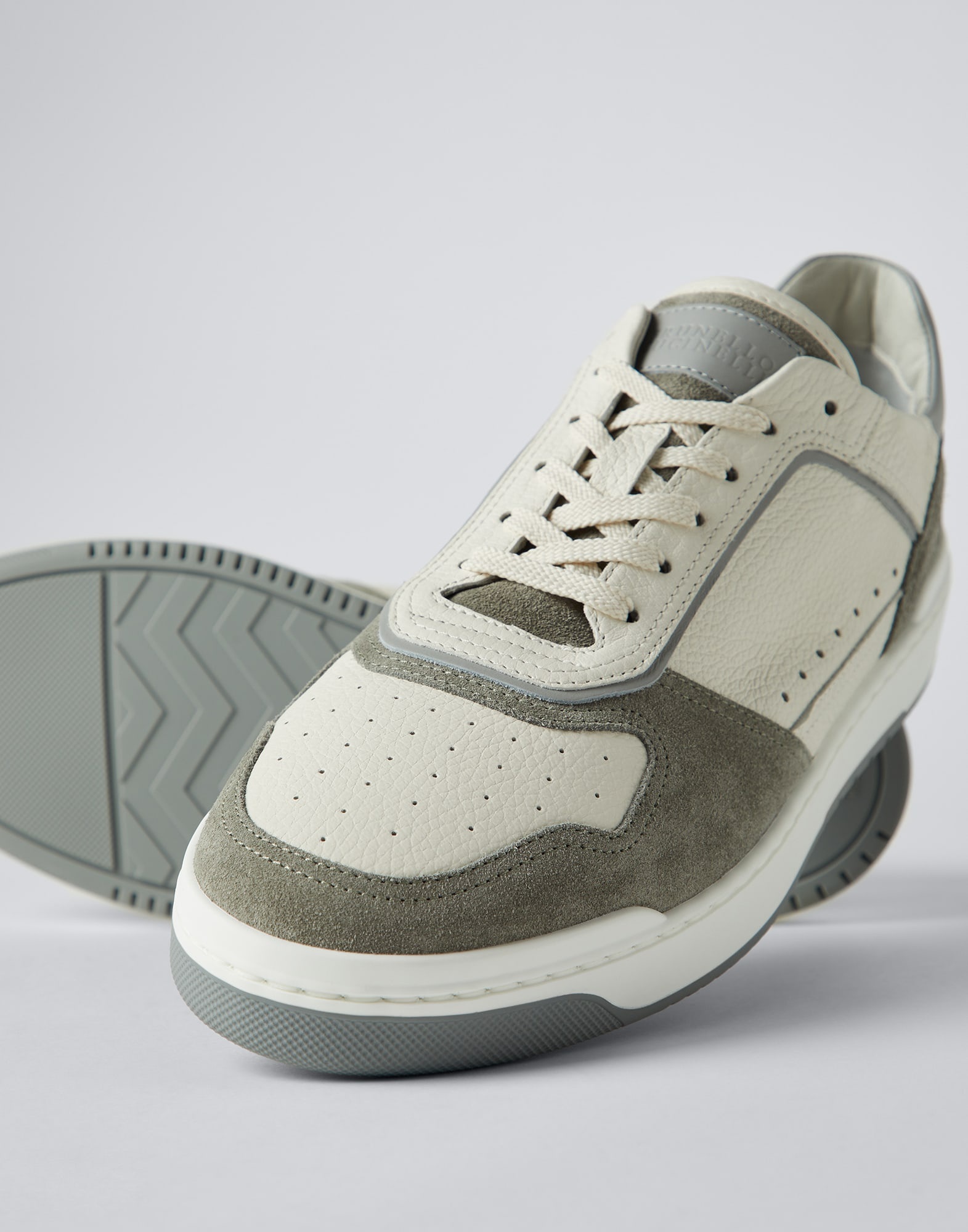 Grained calfskin and washed suede basket sneakers - 3