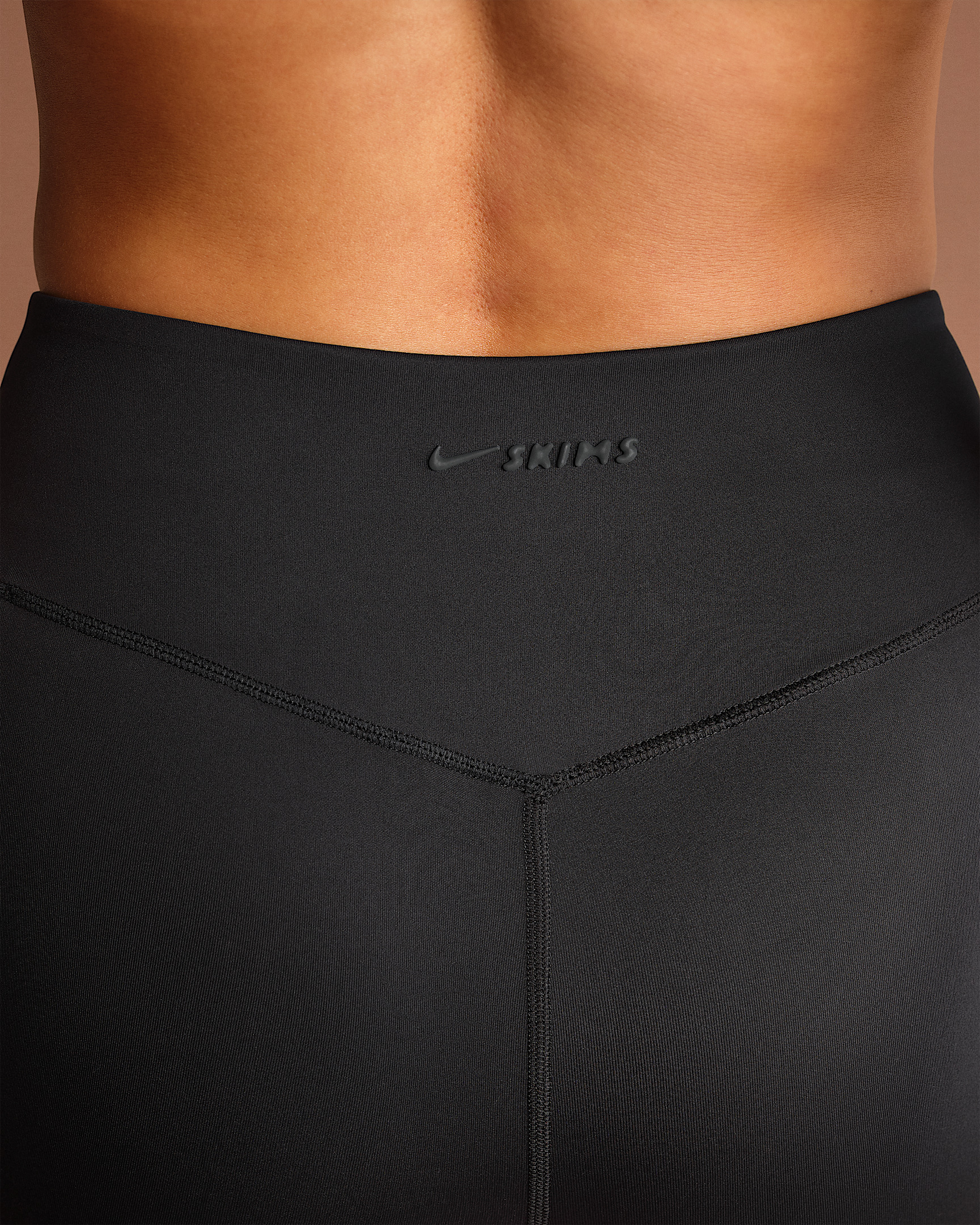NikeSKIMS Matte Women's High-Waisted 5" Biker Shorts - 6