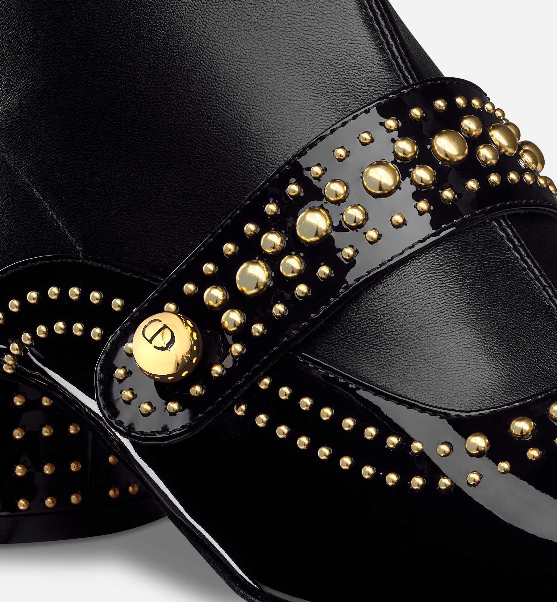 Belle-D Heeled Ankle Boot - 7