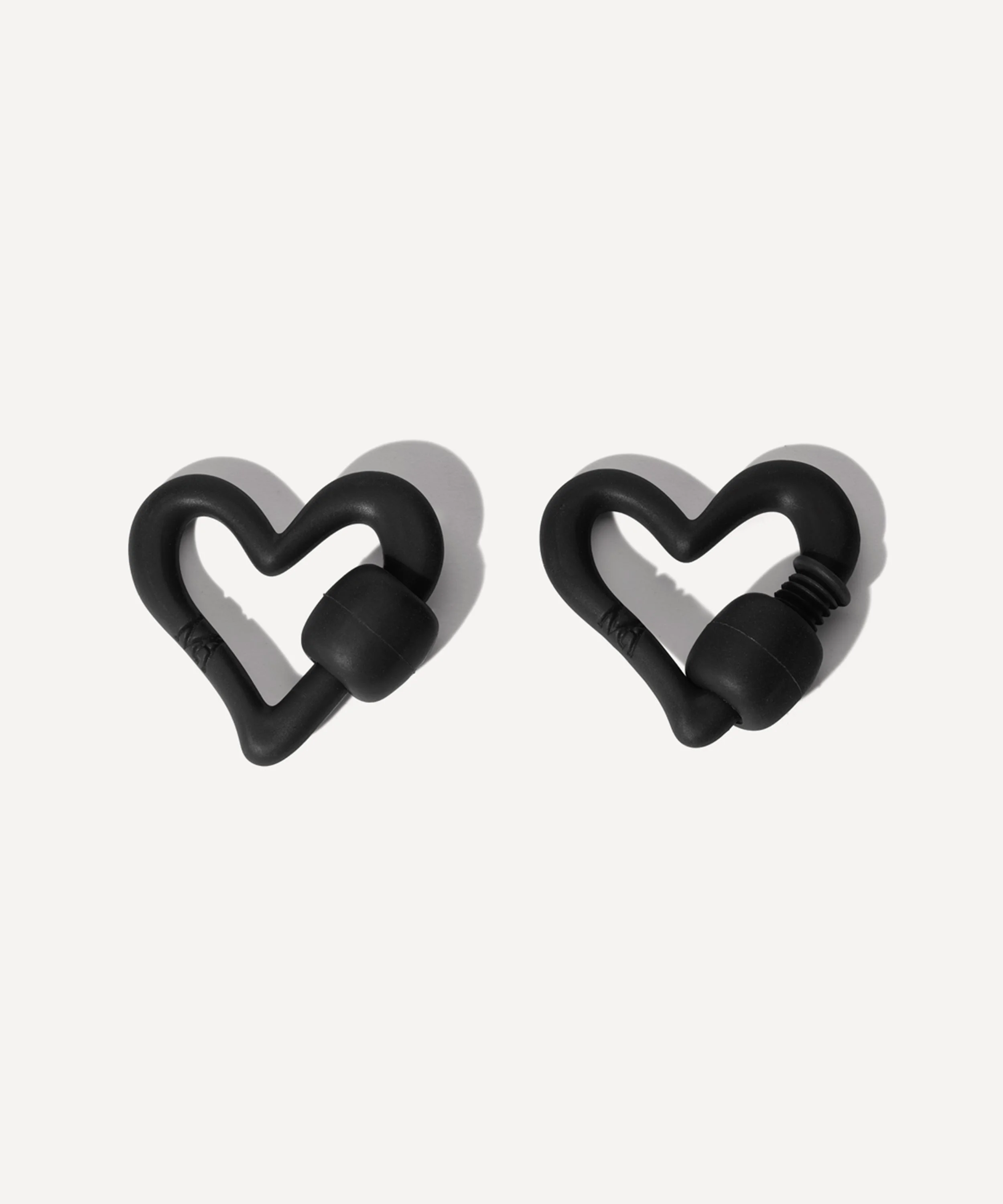 Rubber Freeform Heartlock in Black - 1