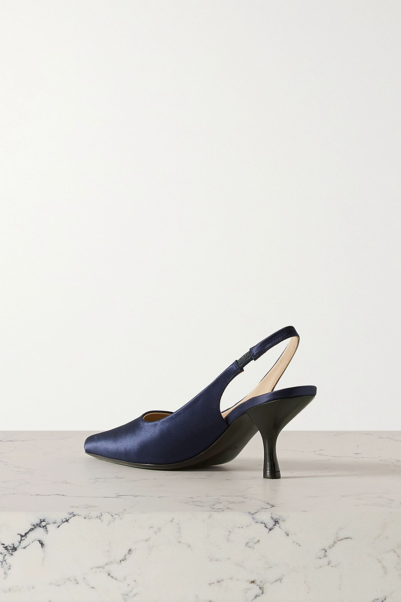 Bourgeoise satin slingback pumps - 4