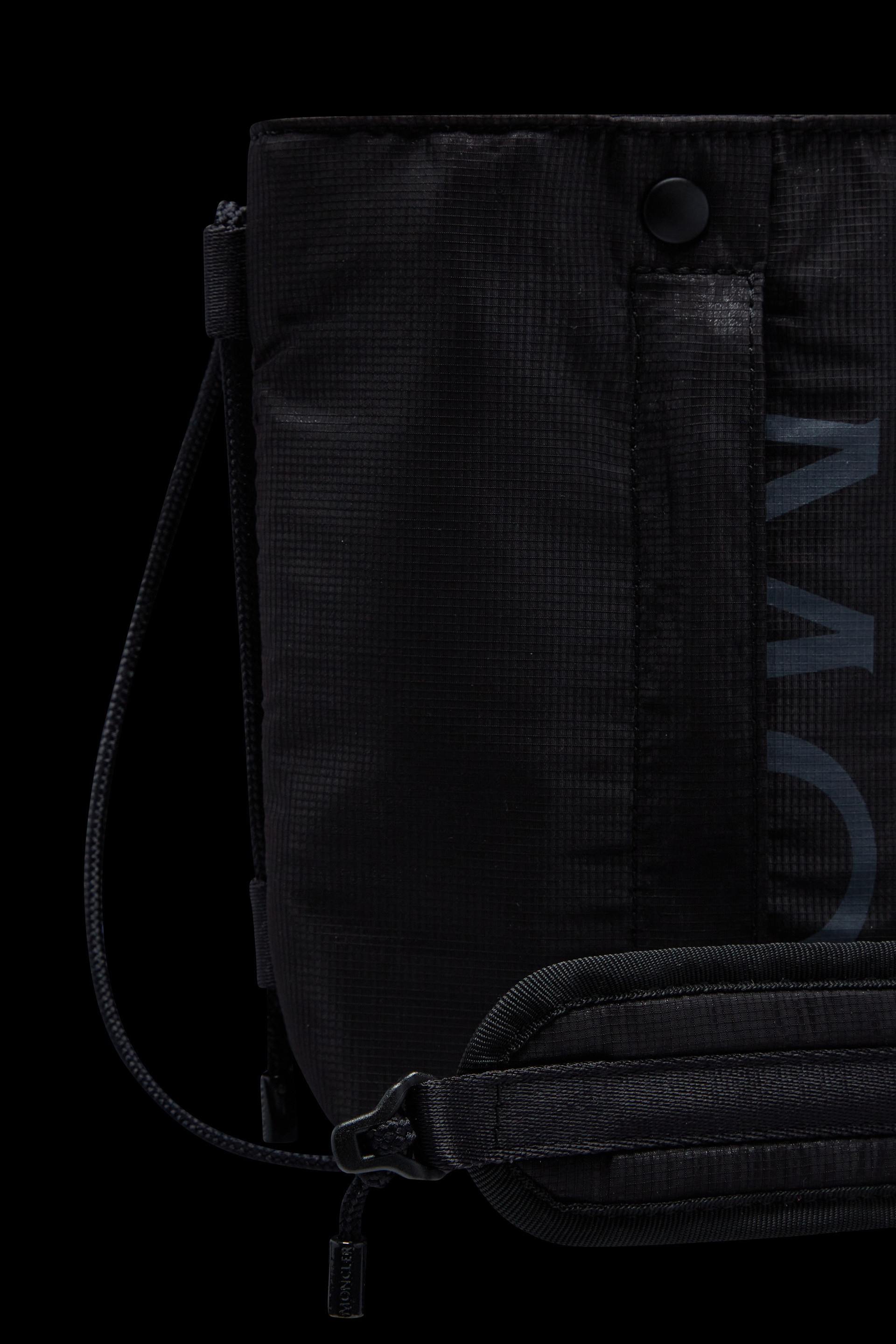 【MONCLER】ALCHEMY CROSSBODY BAG Moncler Alchemy Crossbody Bag | italist