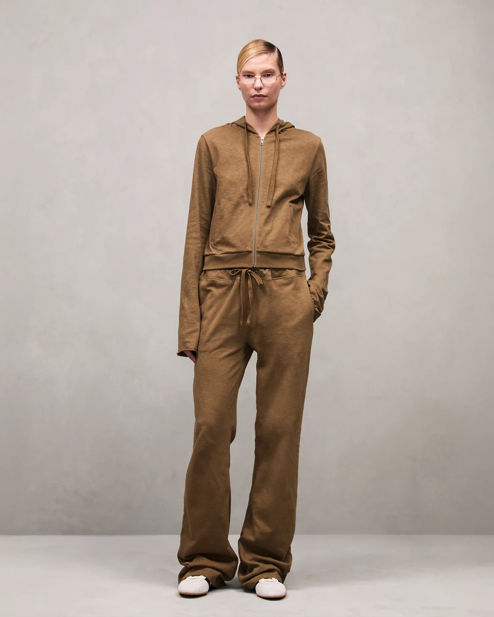 LIGHTWEIGHT CROPPED ZIP-UP DUNE - 2