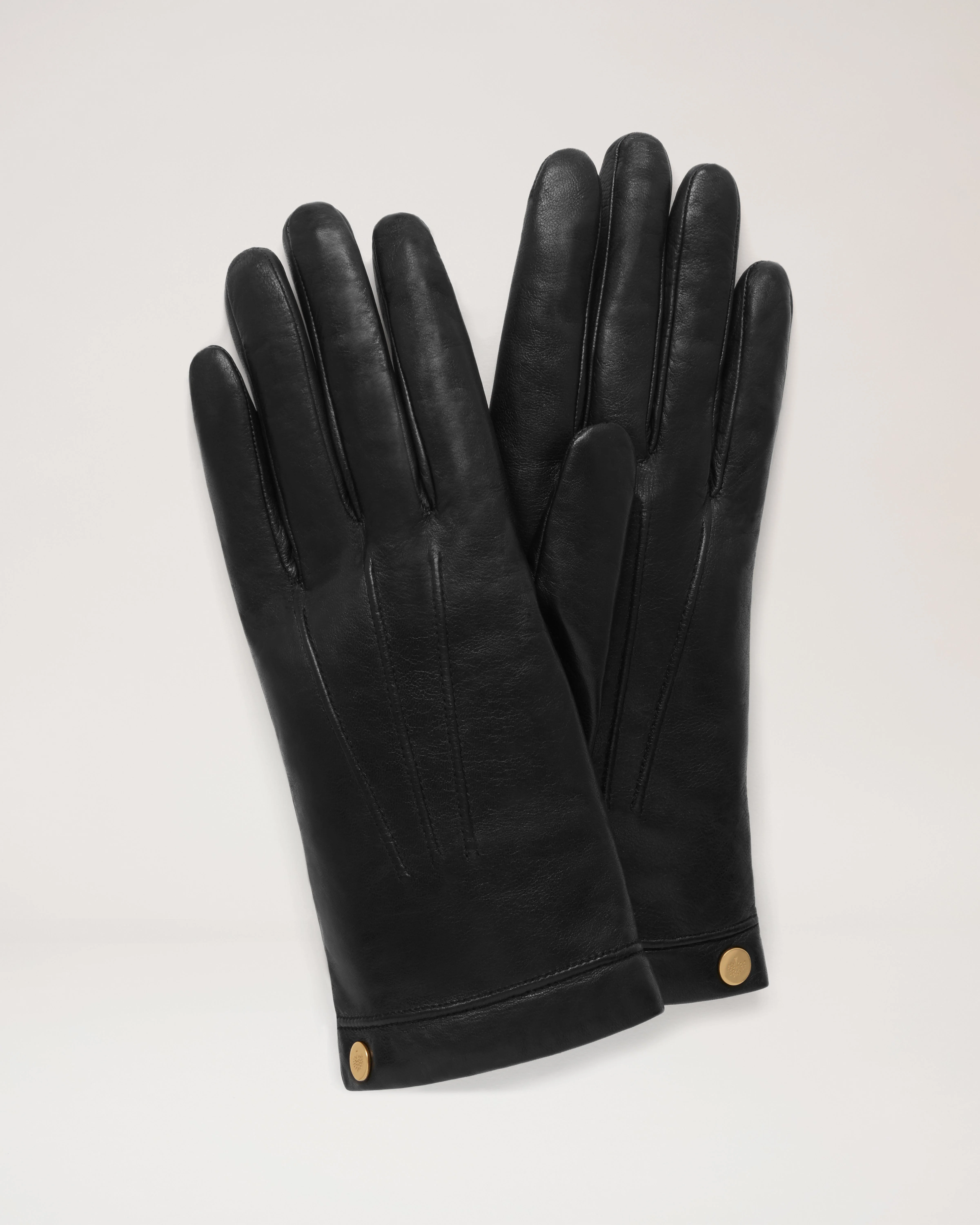 Soft Nappa Gloves
Black Smooth Nappa - 1