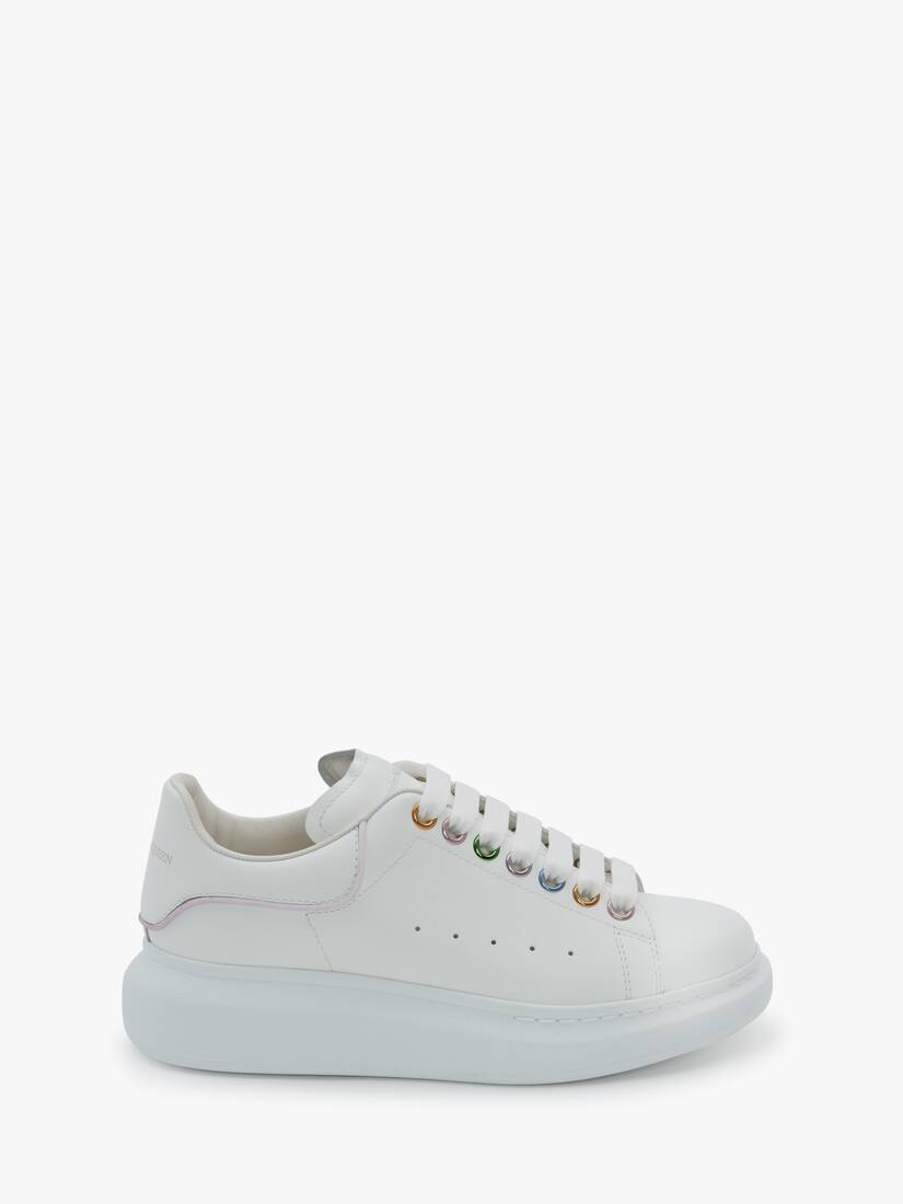 Oversized Sneaker in White - 1
