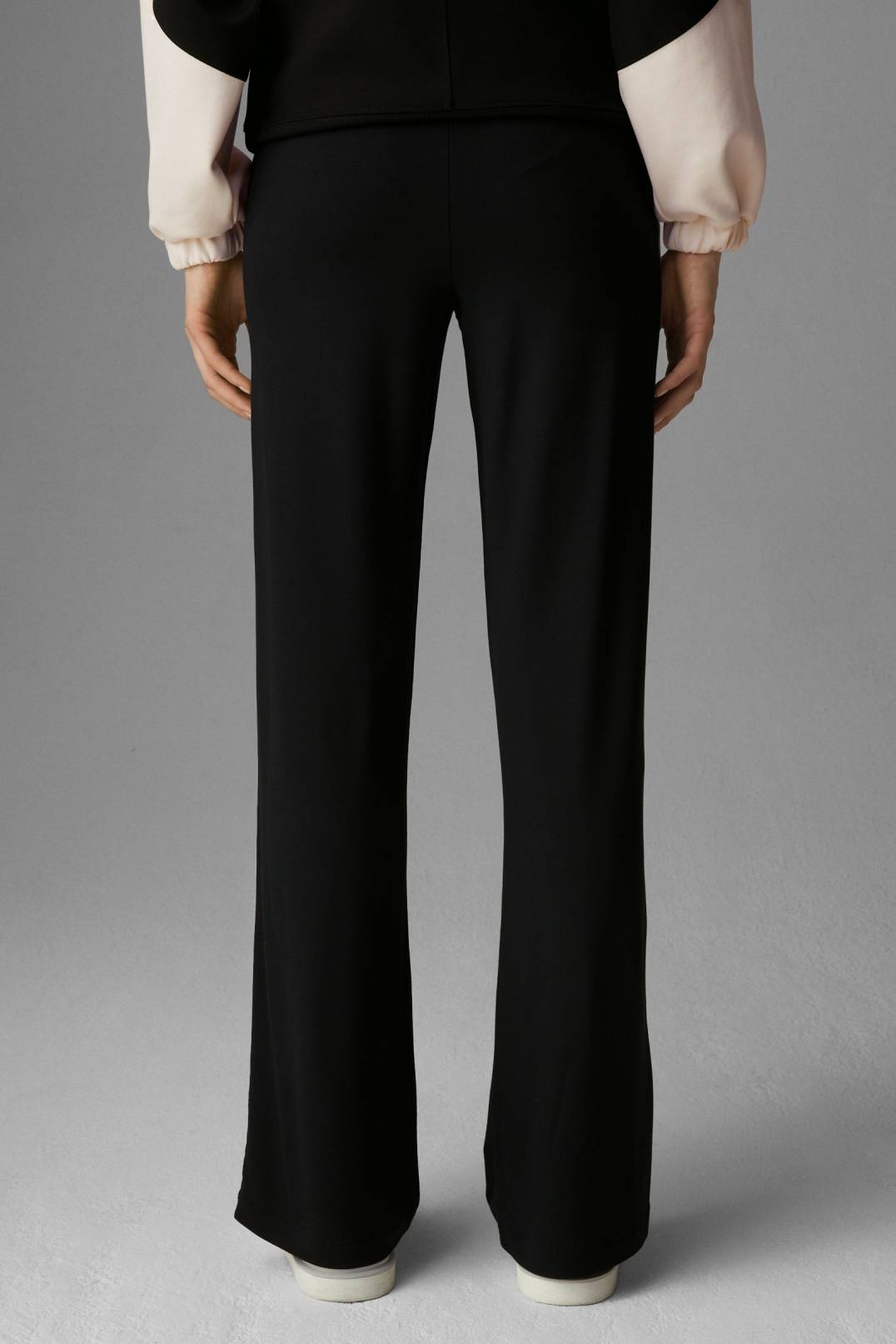 LONIE JOGGING PANTS IN BLACK - 3