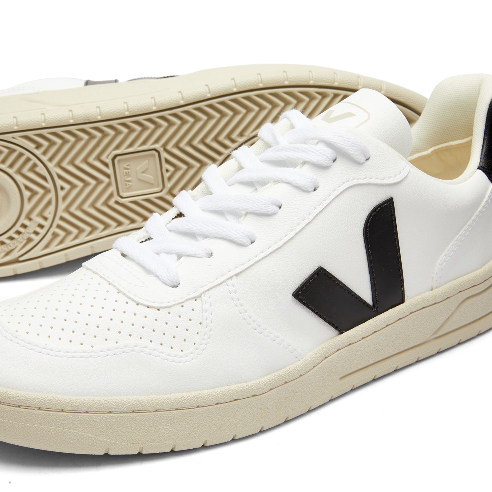 Veja V-10 Leather Basketball Sneaker - 5