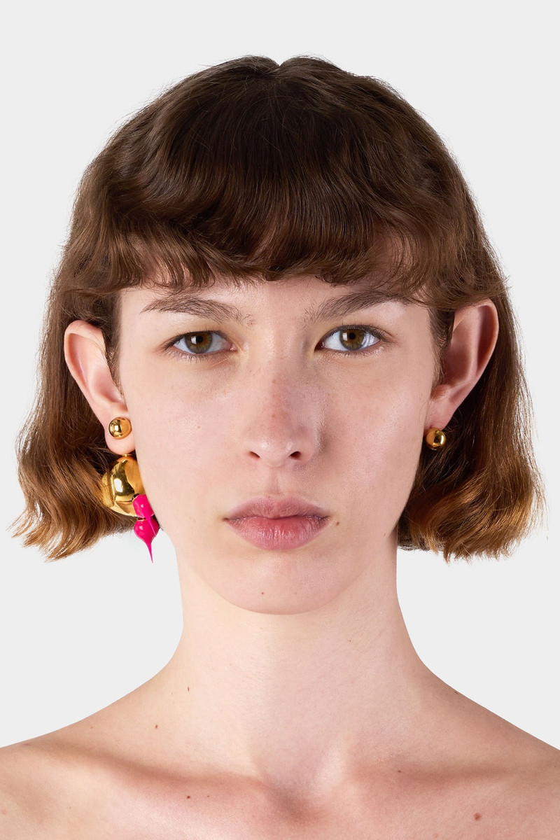 SUNNEI SPIKE RUBBERIZED ROUND EARRINGS / gold / fuxia outlook