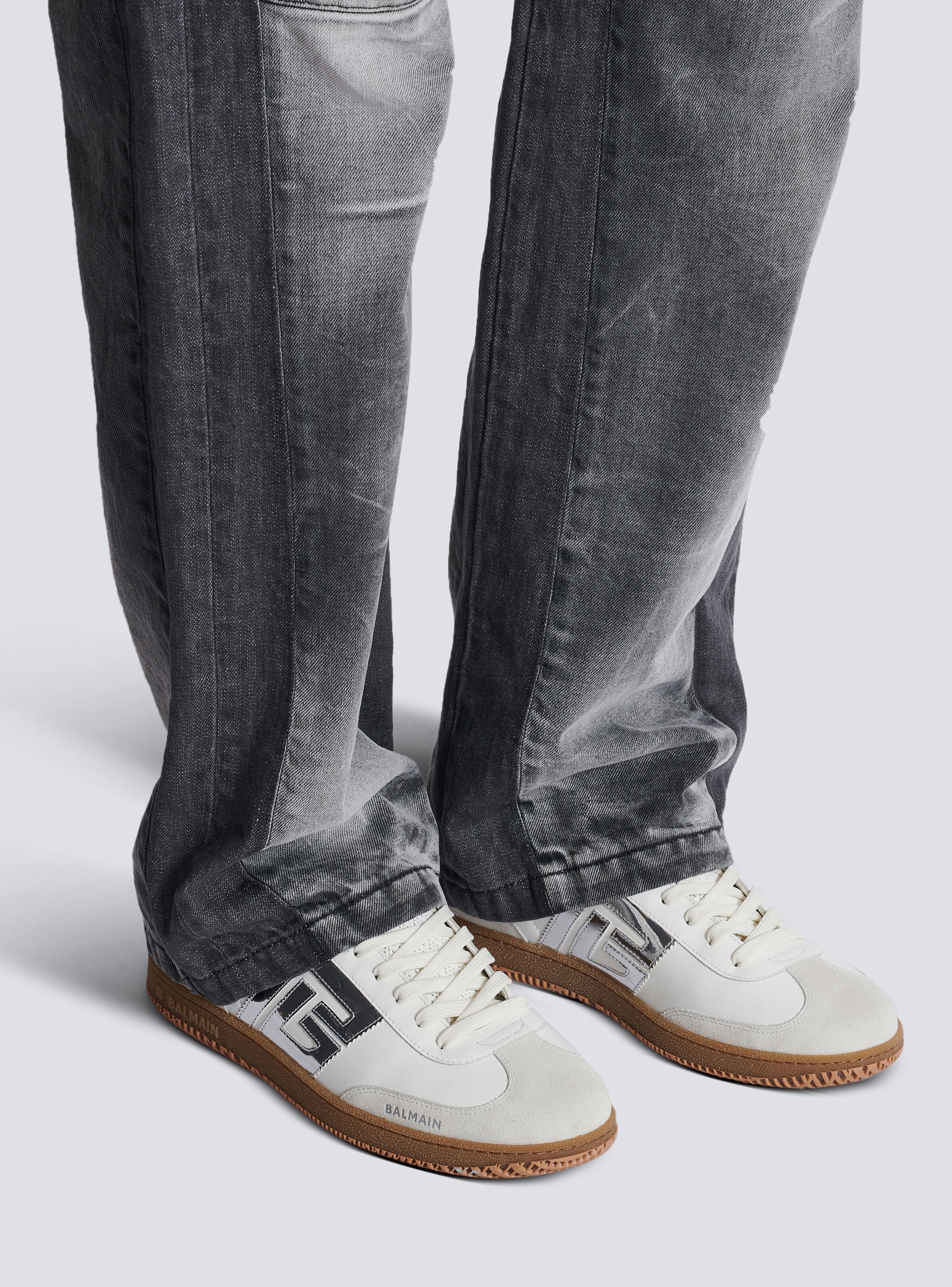 Calfskin Balmain Swan trainers - 8