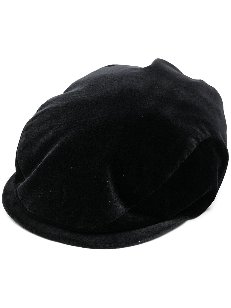 peaked flat cap 1