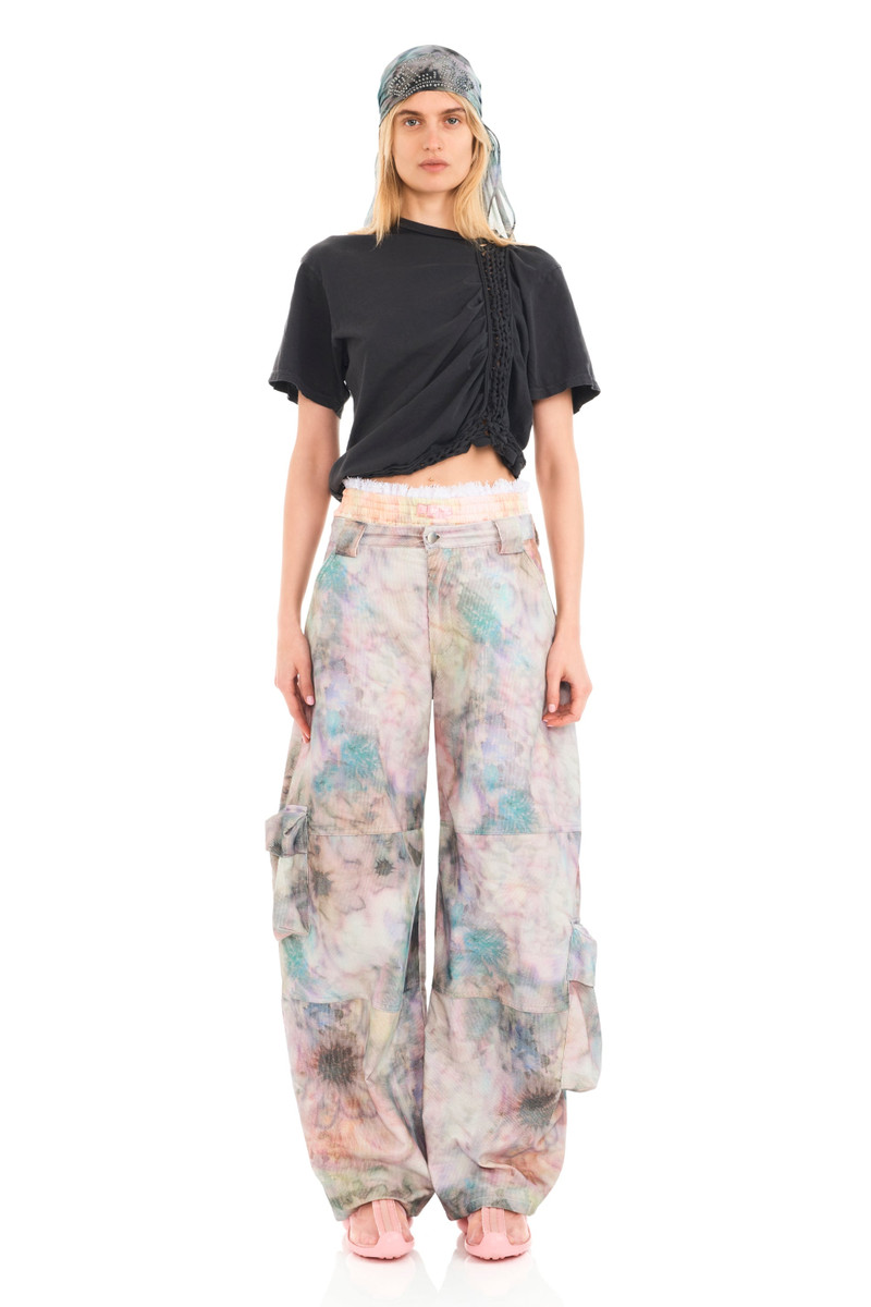 Collina Strada STAINED FLORAL LAWN CARGO PANT outlook