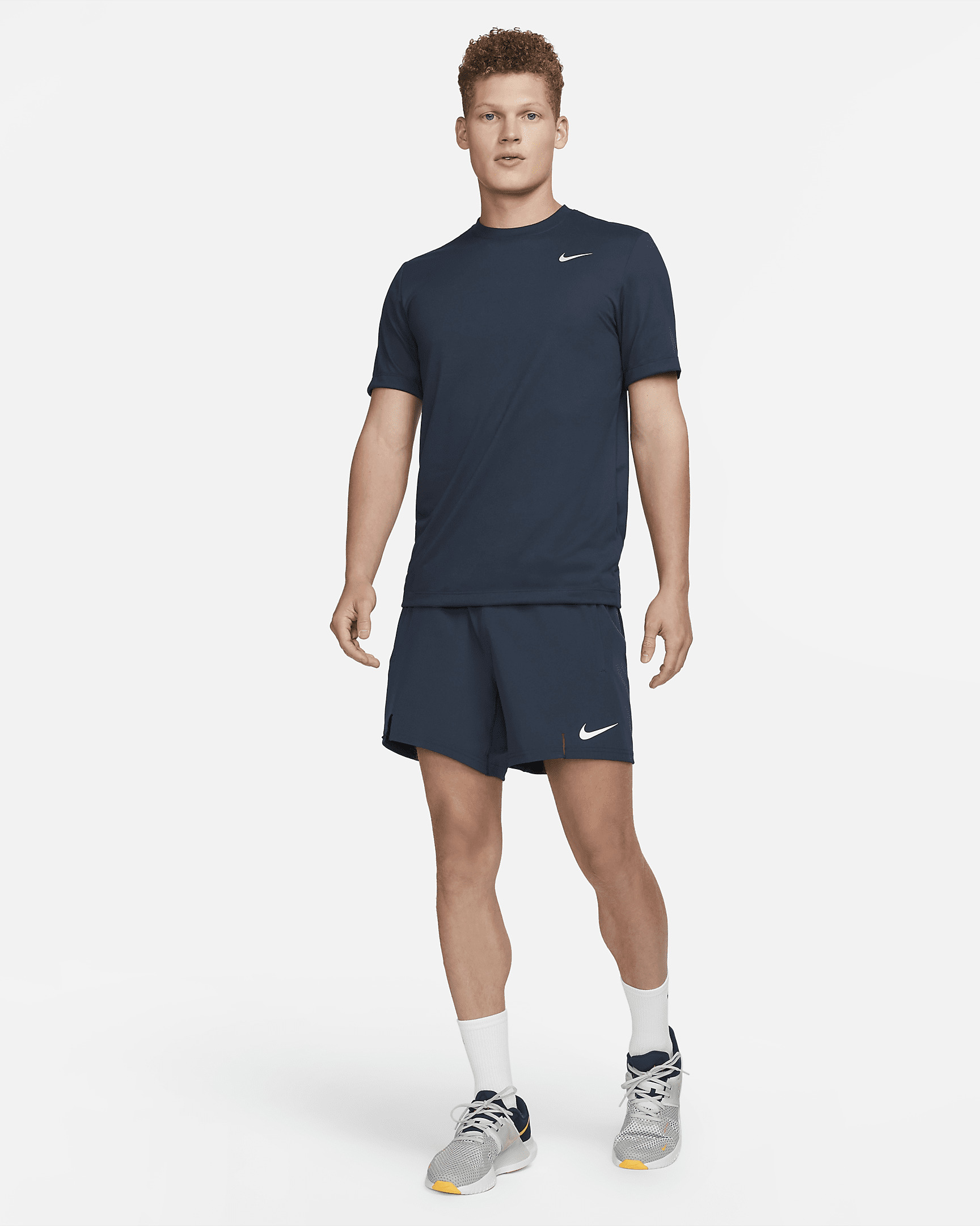 Nike Dri-FIT Legend Men's Fitness T-Shirt - 4