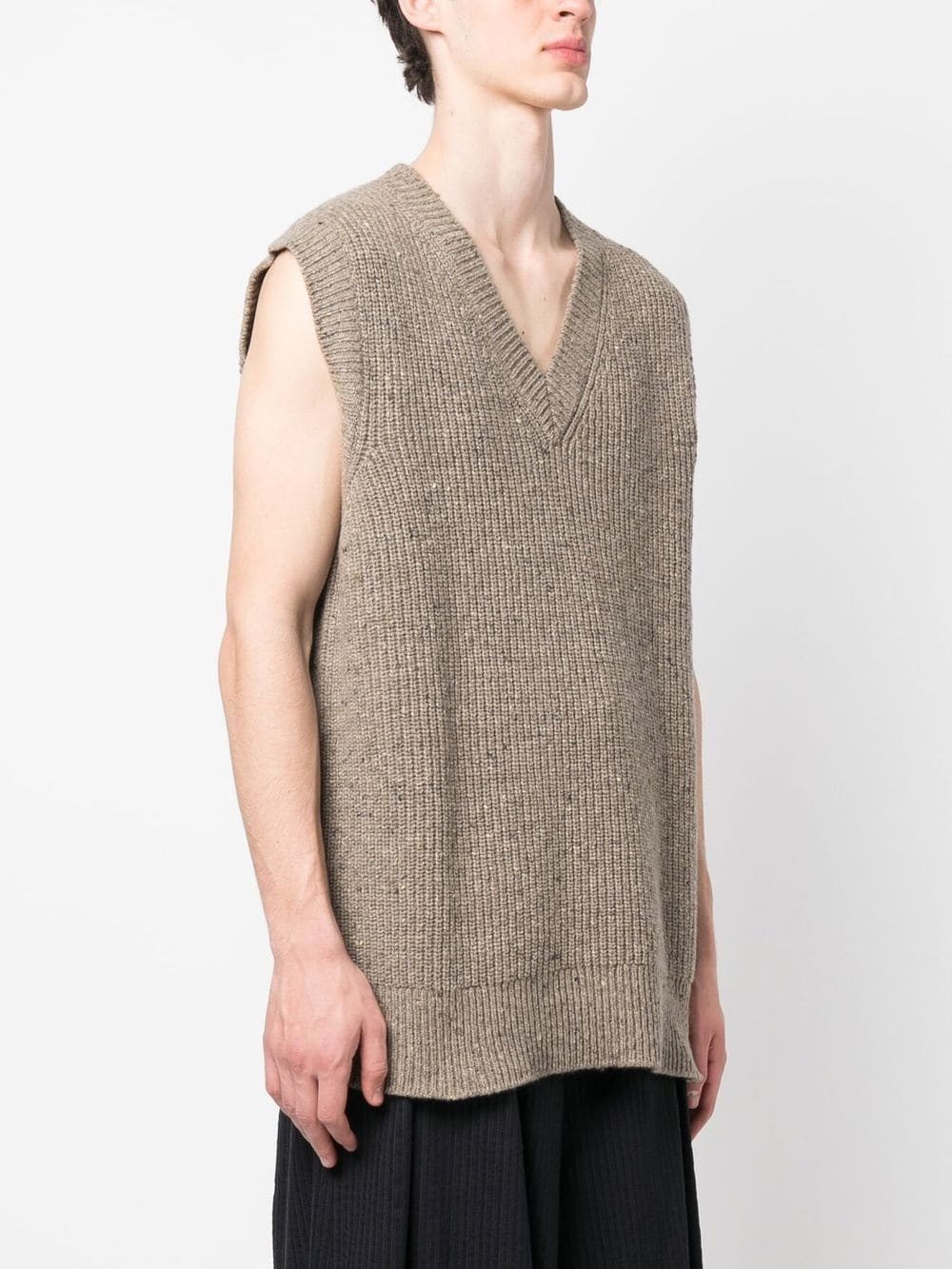 V-neck knitted vest - 3