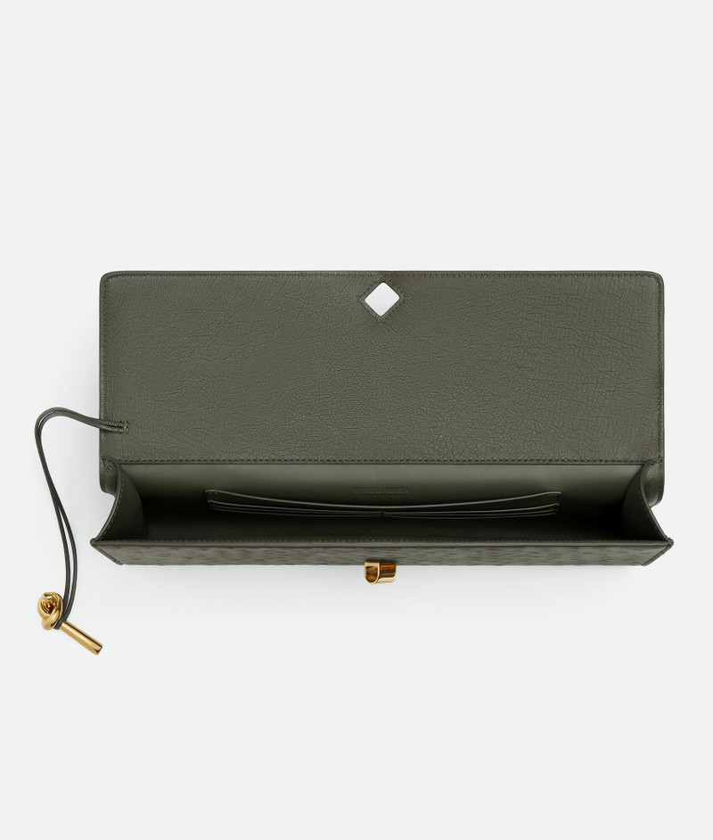 Bottega Veneta Andiamo Clutch outlook