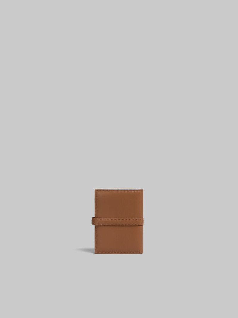 BROWN LEATHER BIFOLD PRISMA WALLET 3