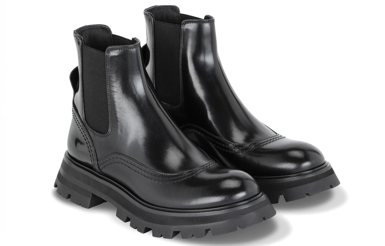 (WMNS) Alexander McQueen Wander Chelsea Boots 'Core Black' 666367WHZ841000 - 3