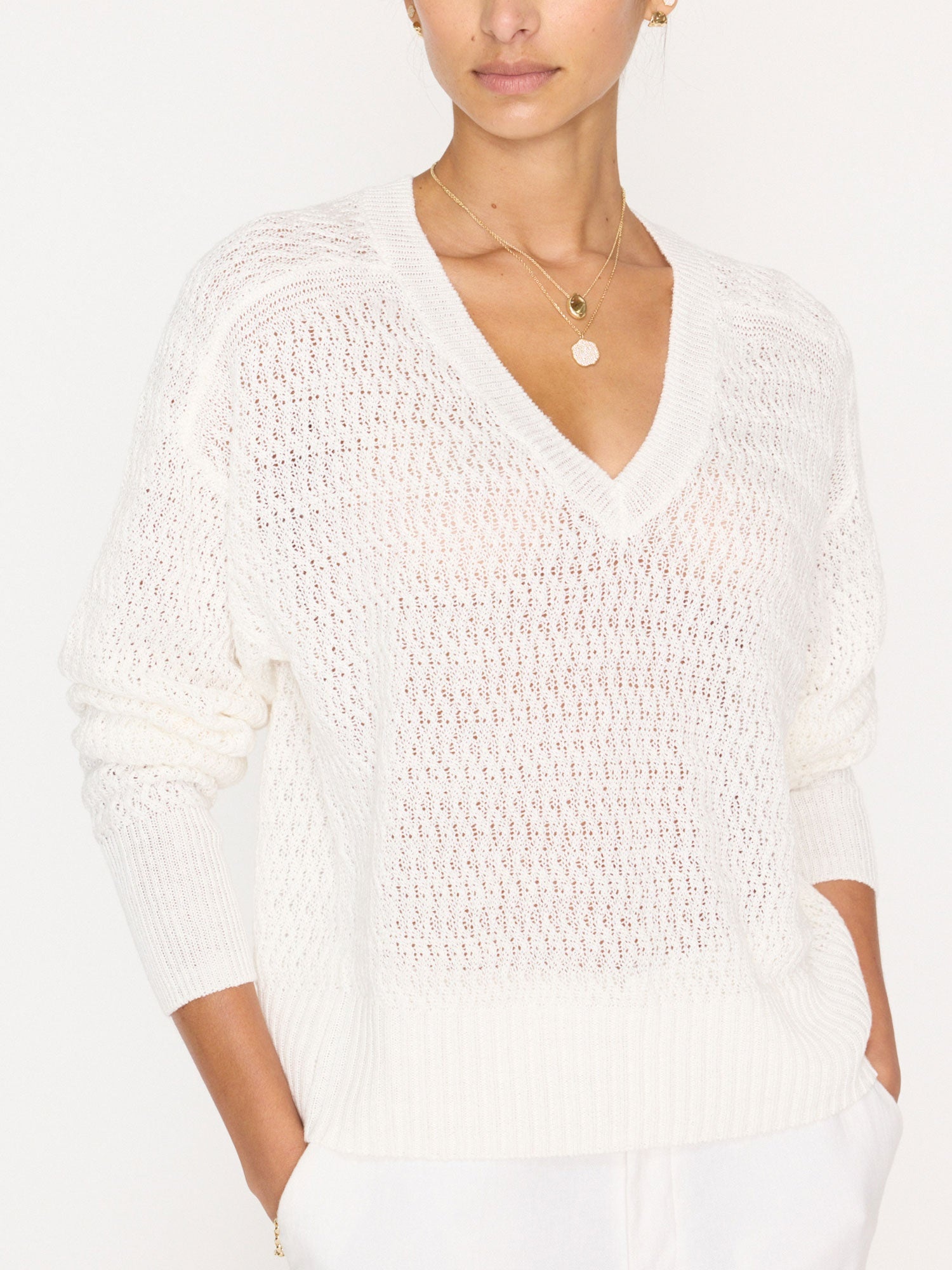 The Leia Open Stitch Vee - 5
