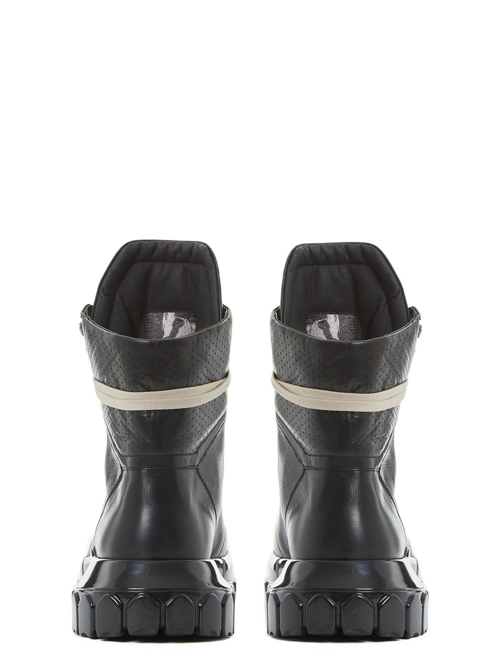BOOTS - 4