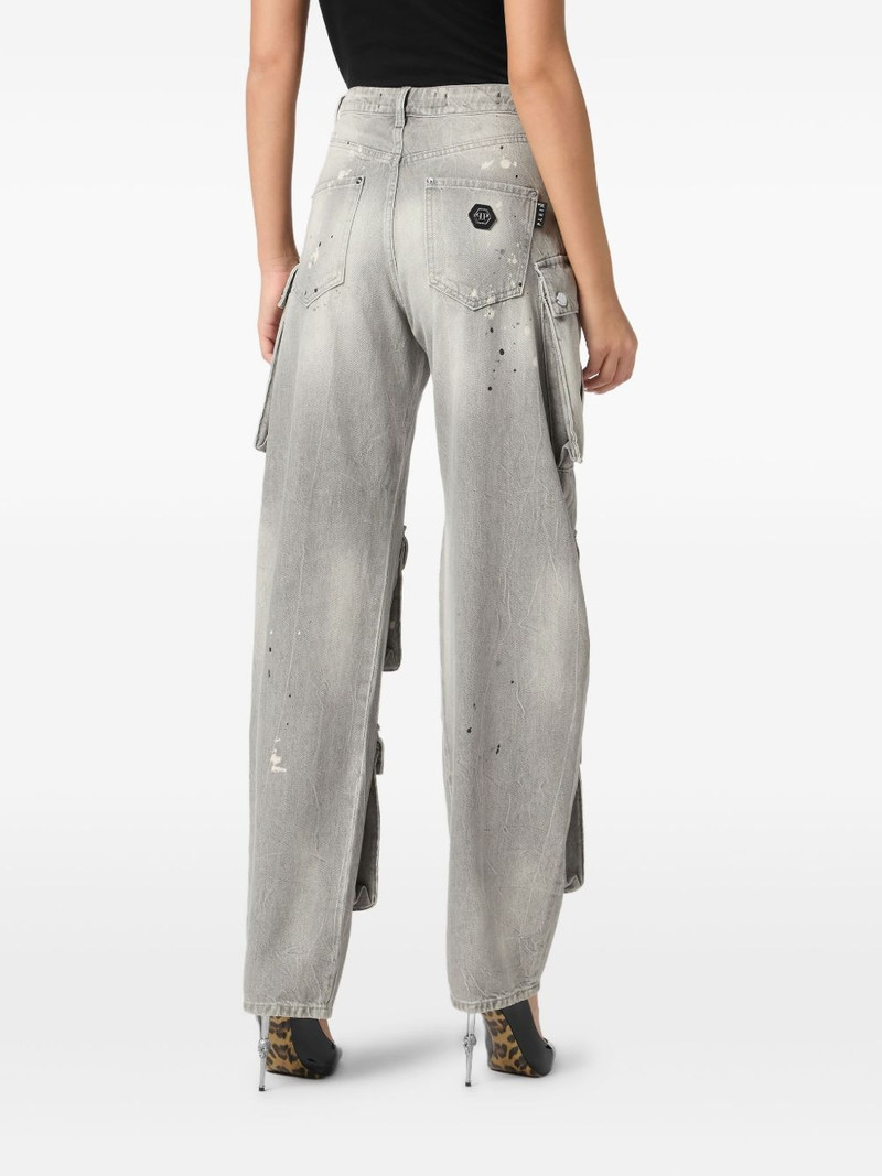 cargo-pocket jeans 4