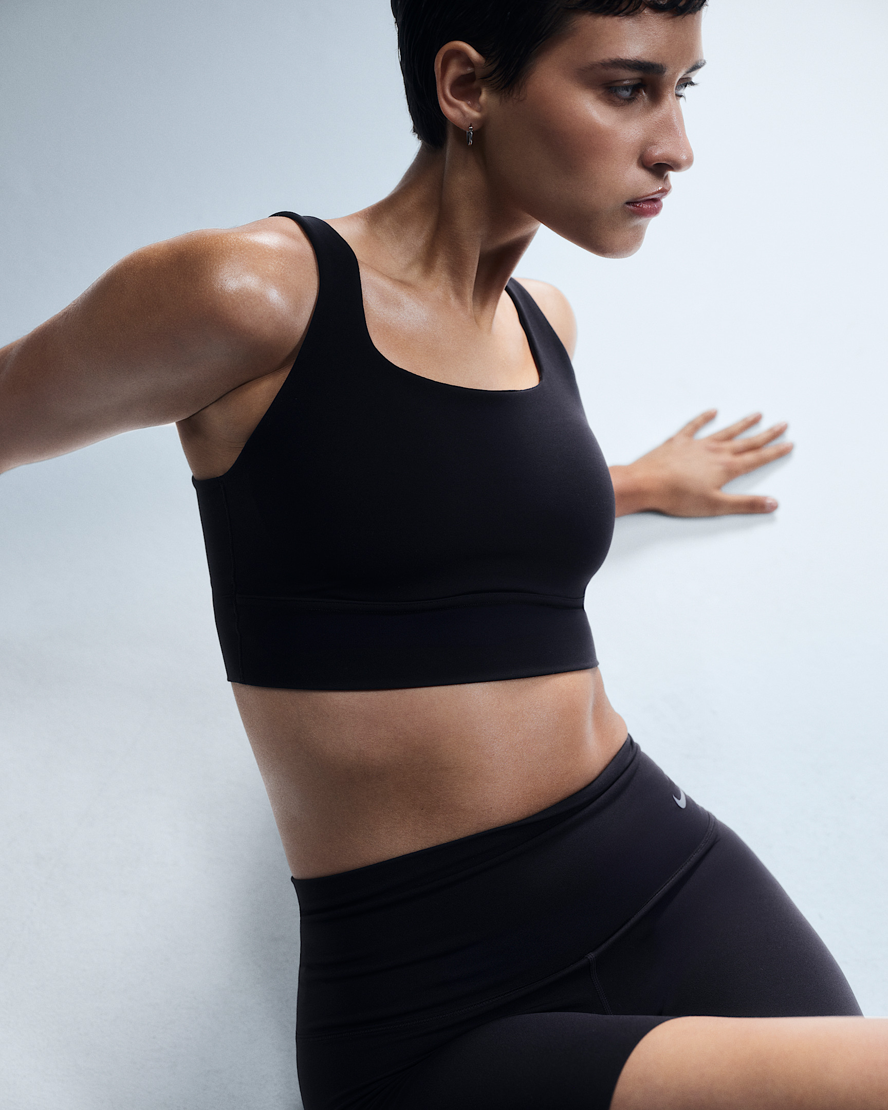 Nike Zenvy Women's Medium-Support Padded Longline Sports Bra - 3