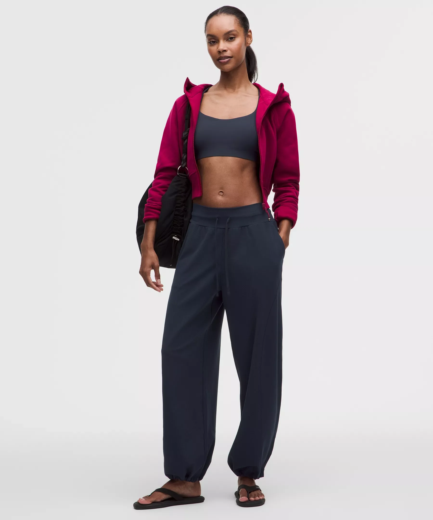 Groove Low-Rise Relaxed Cinch Pant *Regular - 1