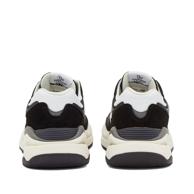 New Balance New Balance W5740SLB outlook