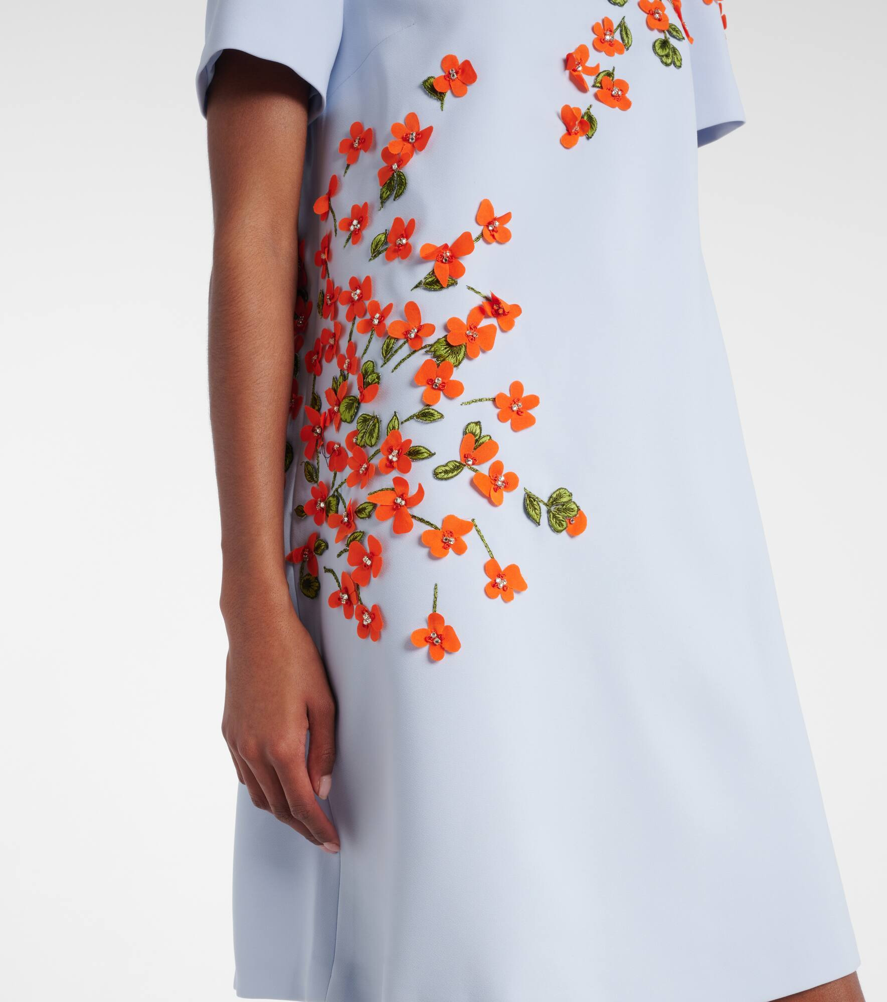 Floral-appliqué crêpe shift dress - 5