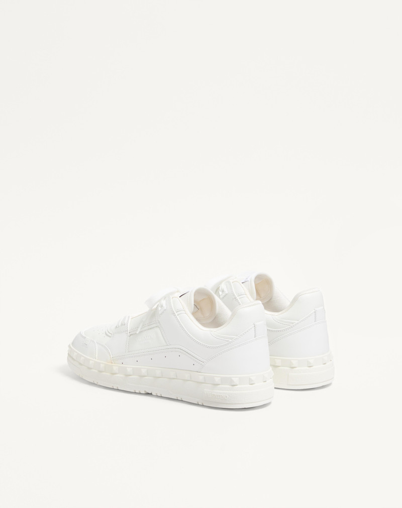 Valentino FREEDOTS LOW-TOP SNEAKER IN CALFSKIN outlook