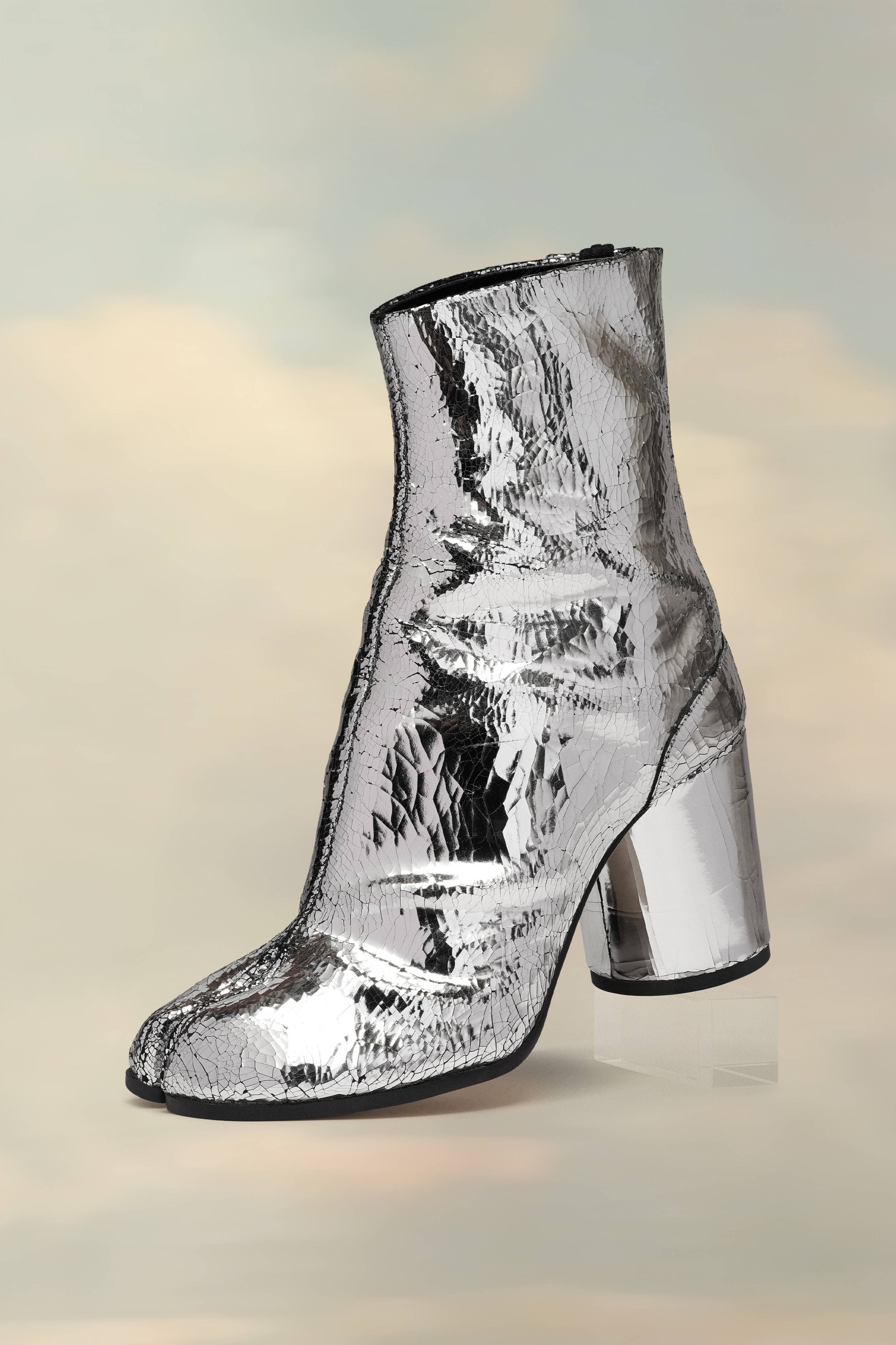 【Maison Margiela】シルバー Tabi Broken Mirror ブーツ Maison Margiela Silver Broken Mirror Tabi Boots Maison Margiela