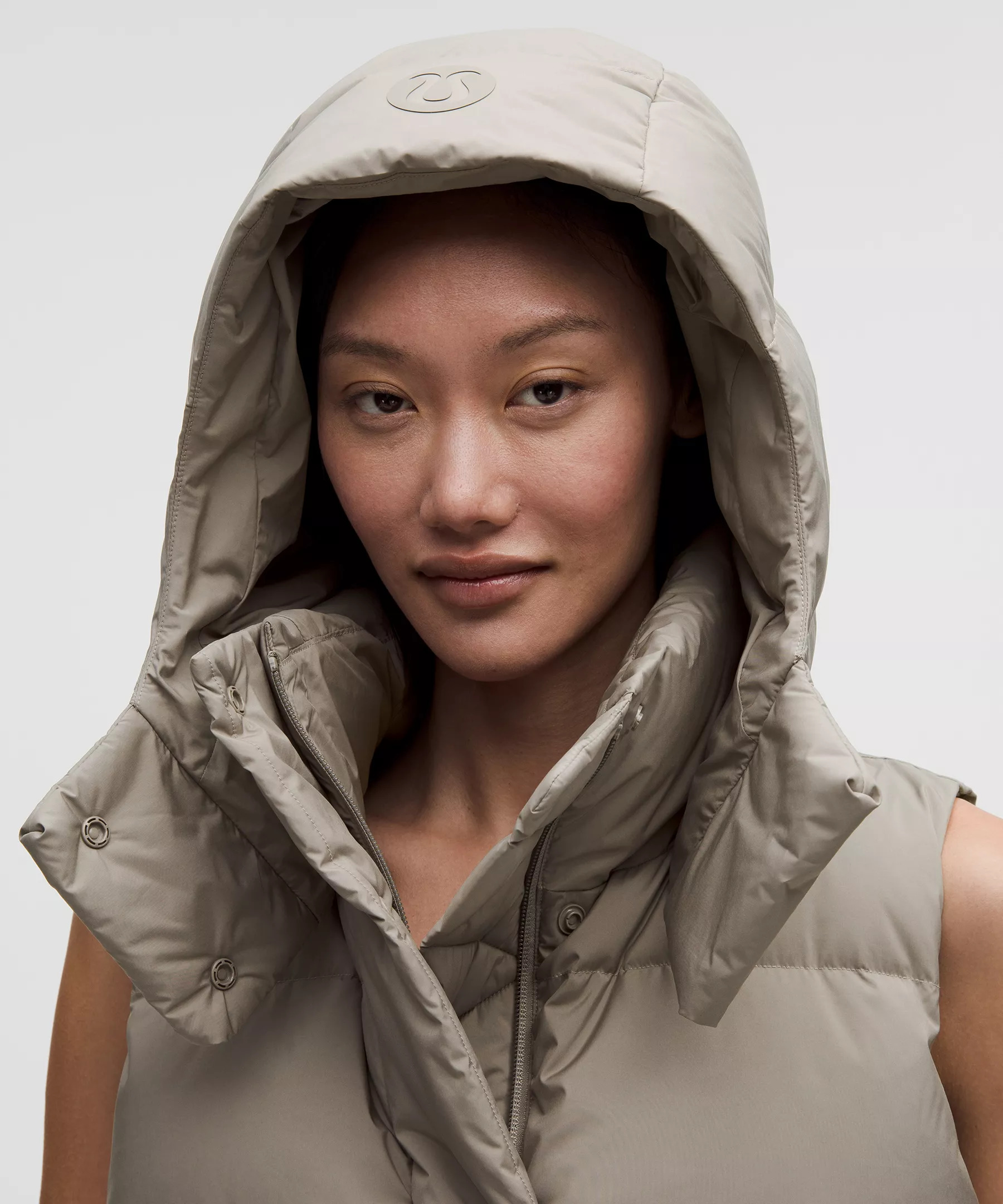 Wunder Puff 600-Down-Fill Cropped Vest - 4
