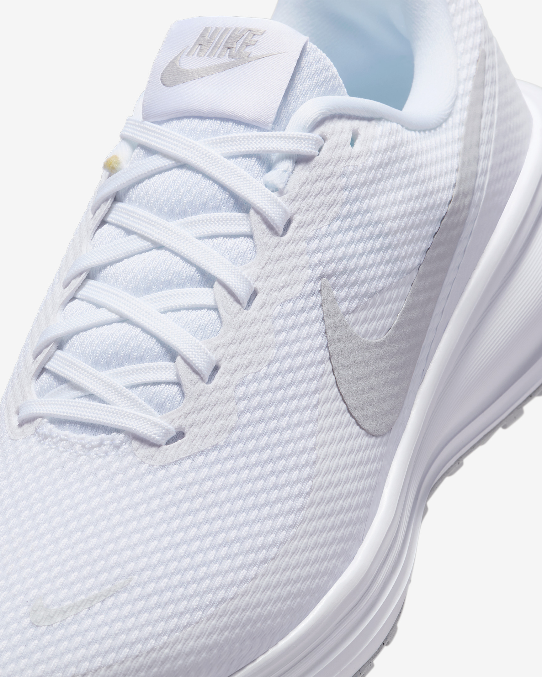 Nike Revolution 8 Women's Road Running Shoes - 7